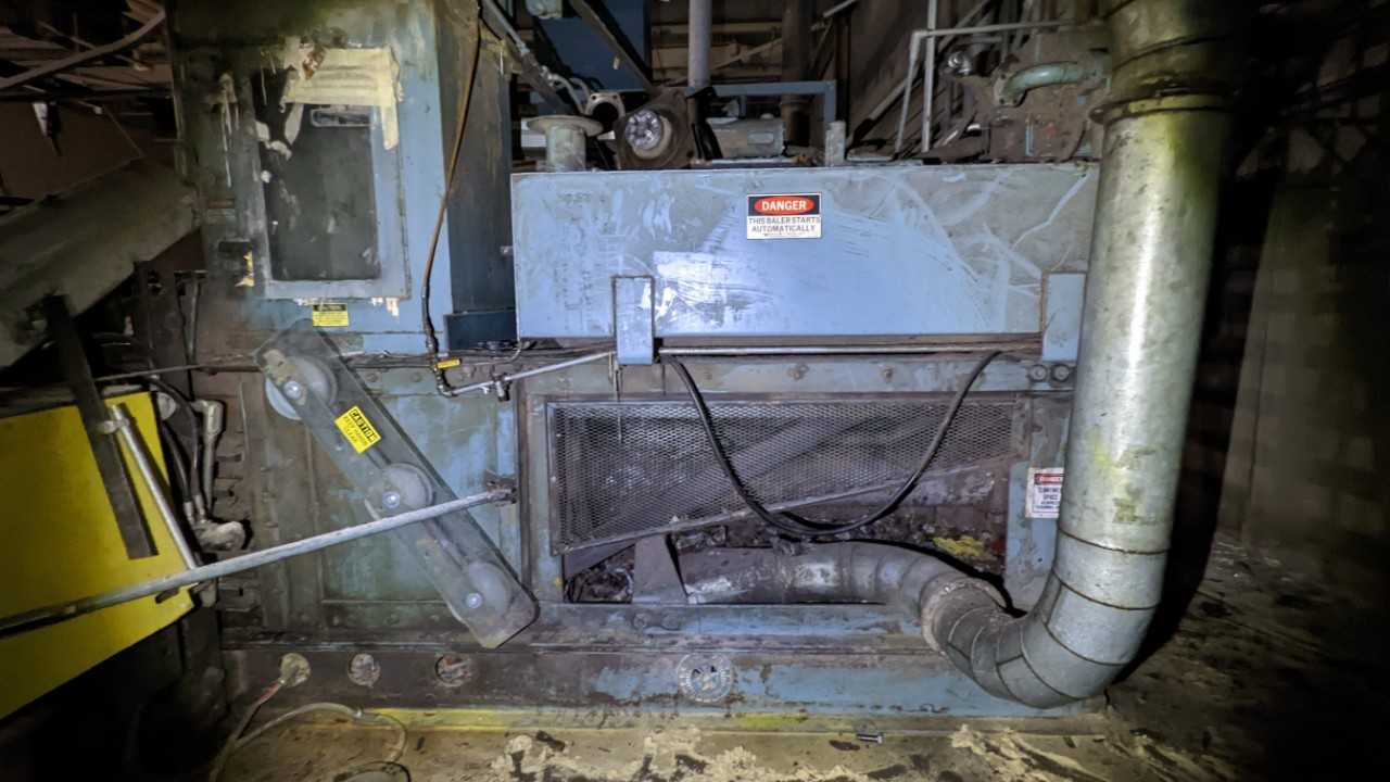 PAPER BALER - MATERIAL HANDLING