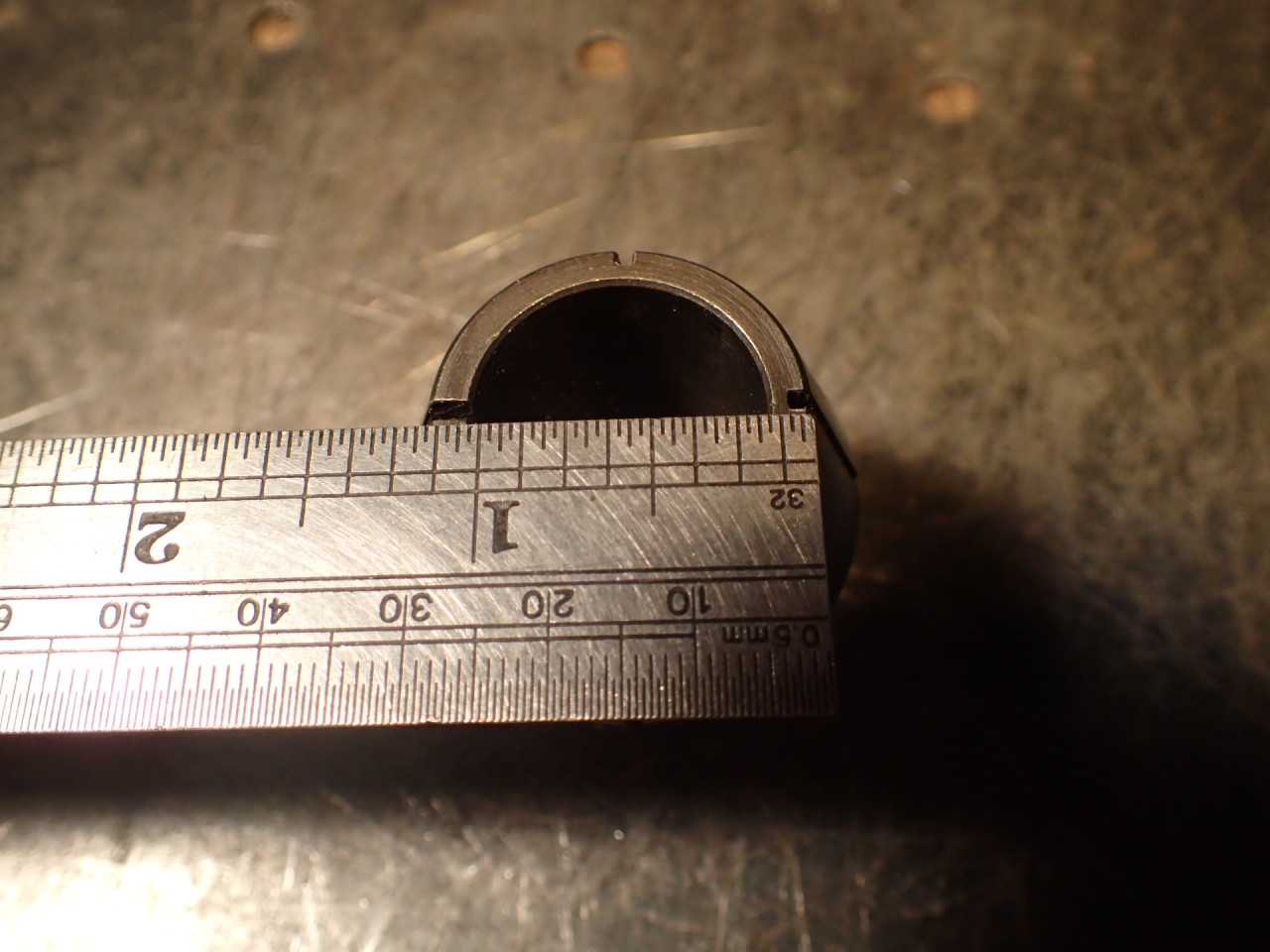 Universal Engineering Series ZZ Double Taper Collet: 7/8" Round Smooth - HOLEMAKING TOOLS