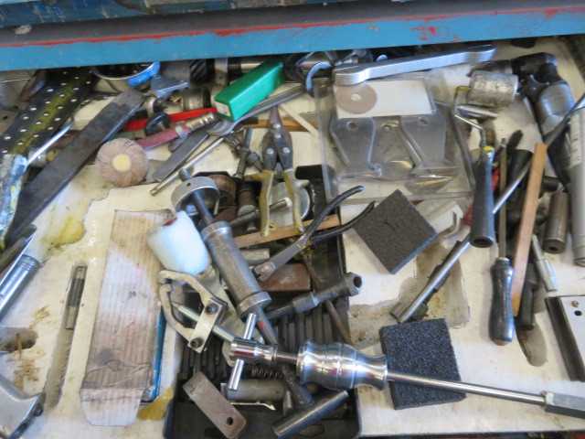 3 Drawer Tool Cabinet, Table with (2) Wilton Vices and Contents - MISCELLANEOUS