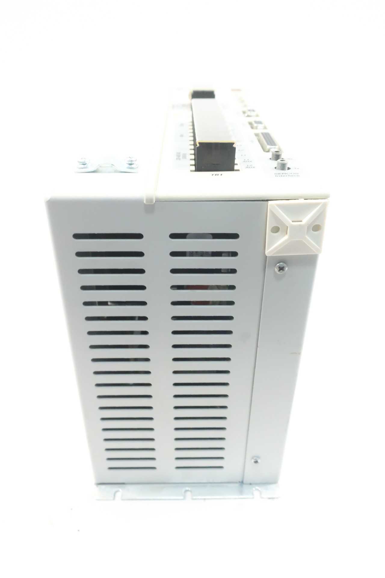 ALLEN BRADLEY 2098-DSD-HV050-SE ULTRA3000 SERVO DRIVE 3PH 230/460V-AC - AUTOMATION & CONTROLS
