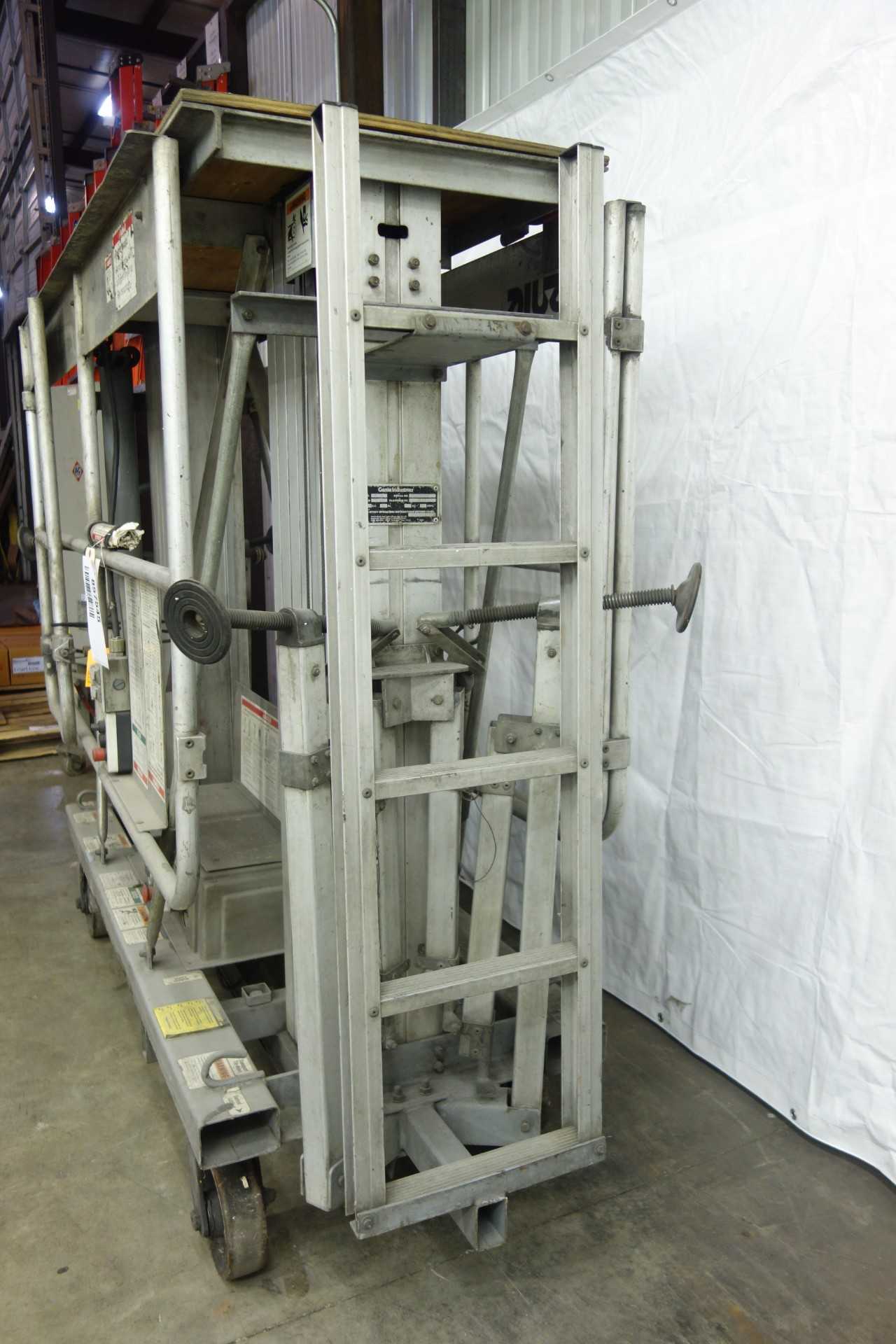 GENIE DPL-24 PLATFORM LIFT - LIFT CART