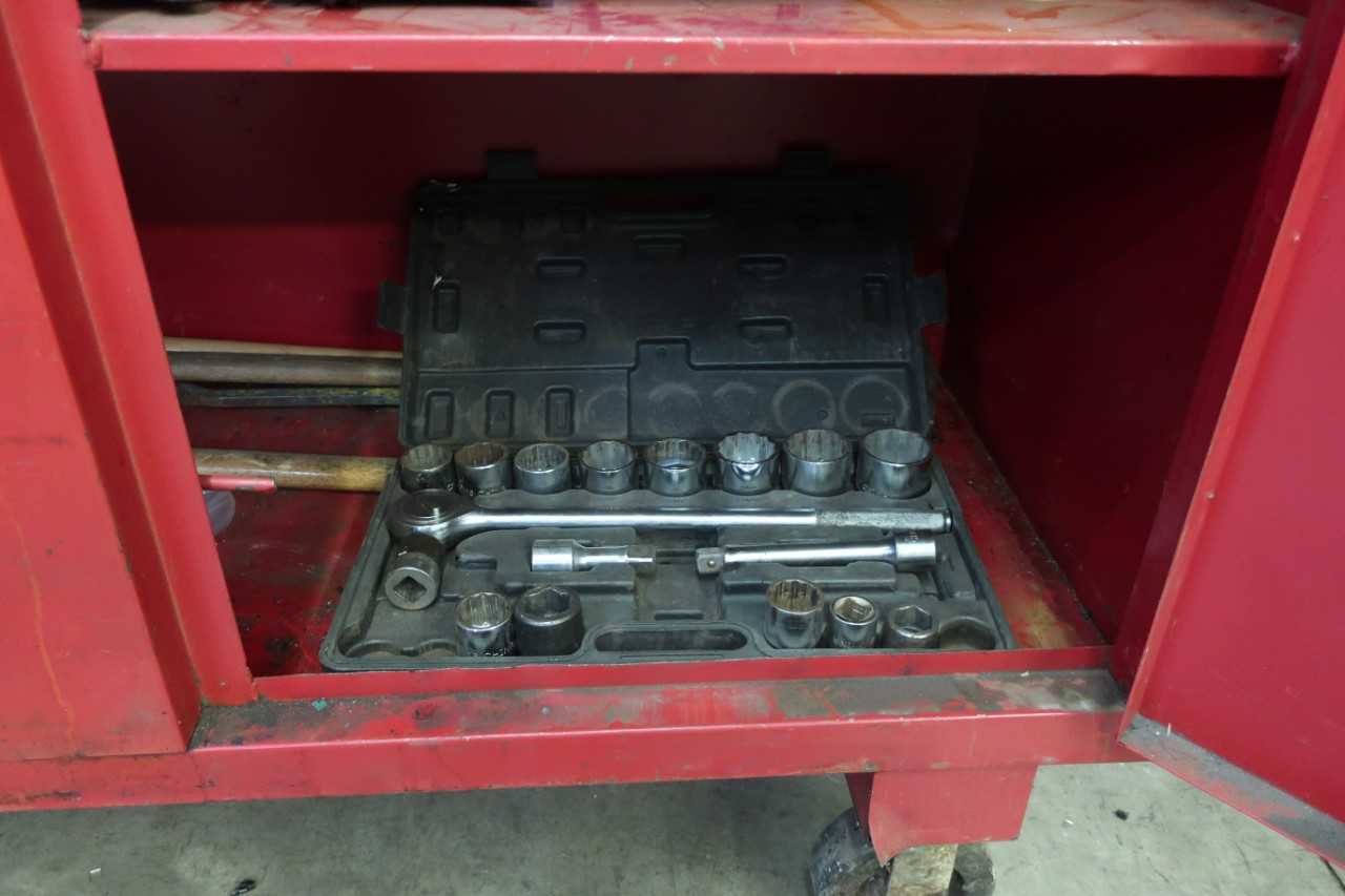 1 DAYTON TOOL CABINET 66 X 60 - TOOL STORAGE