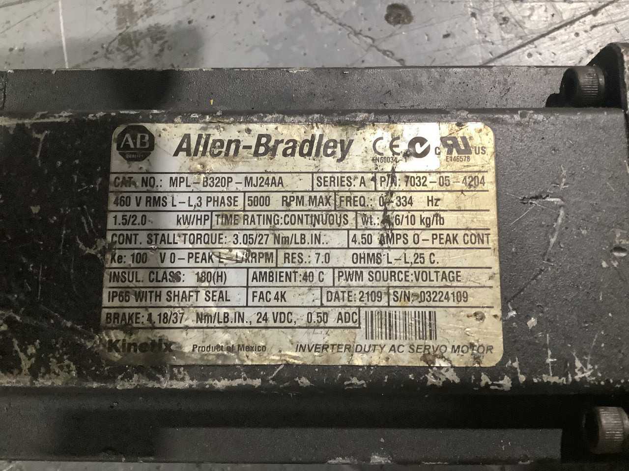 Lot of 1 Allen Bradley MPL-B320P-MJ24AA AC servo motor 3 phase - SERVO
