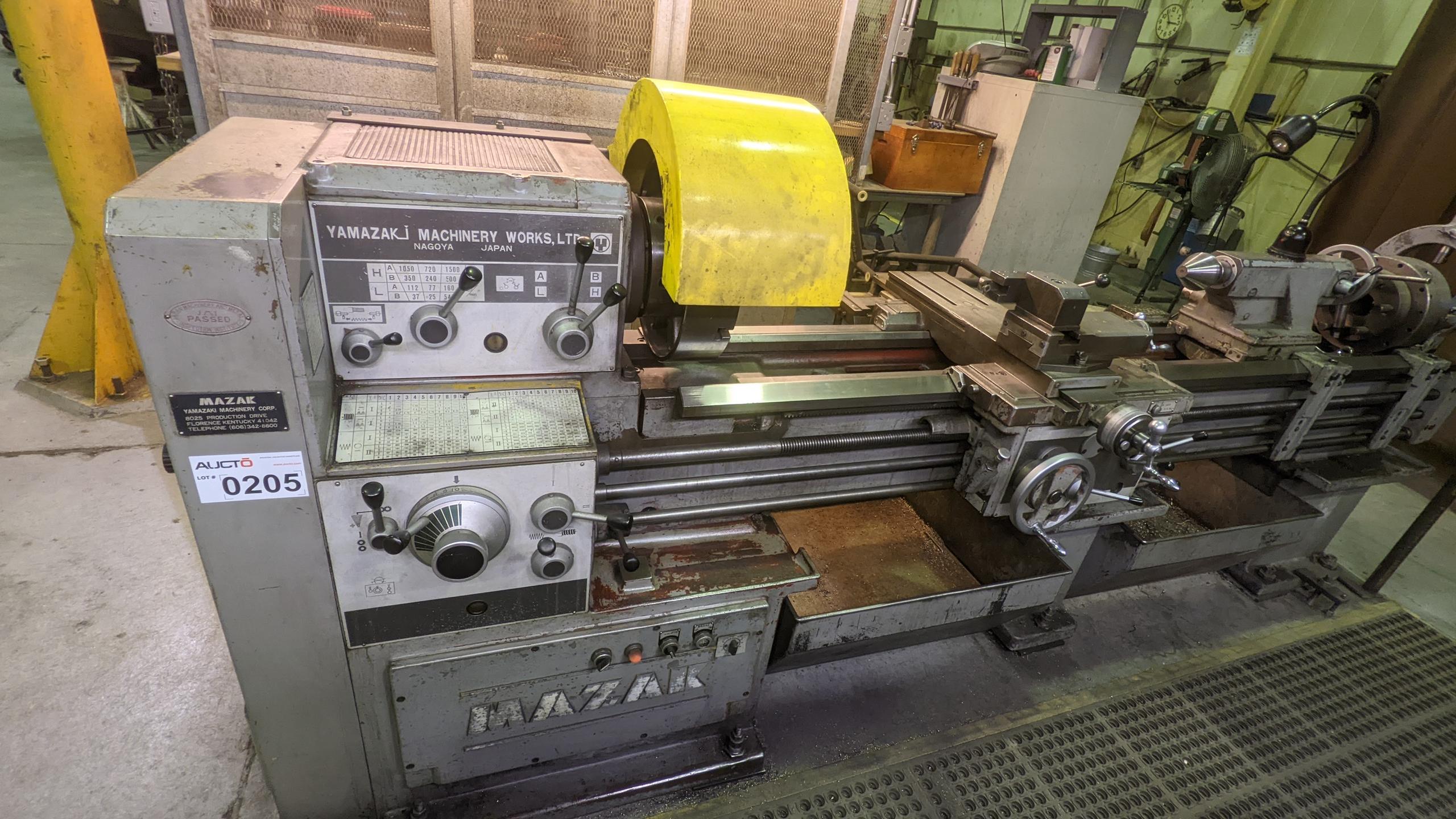 YAMAZAKI METAL LATHE MACHINE