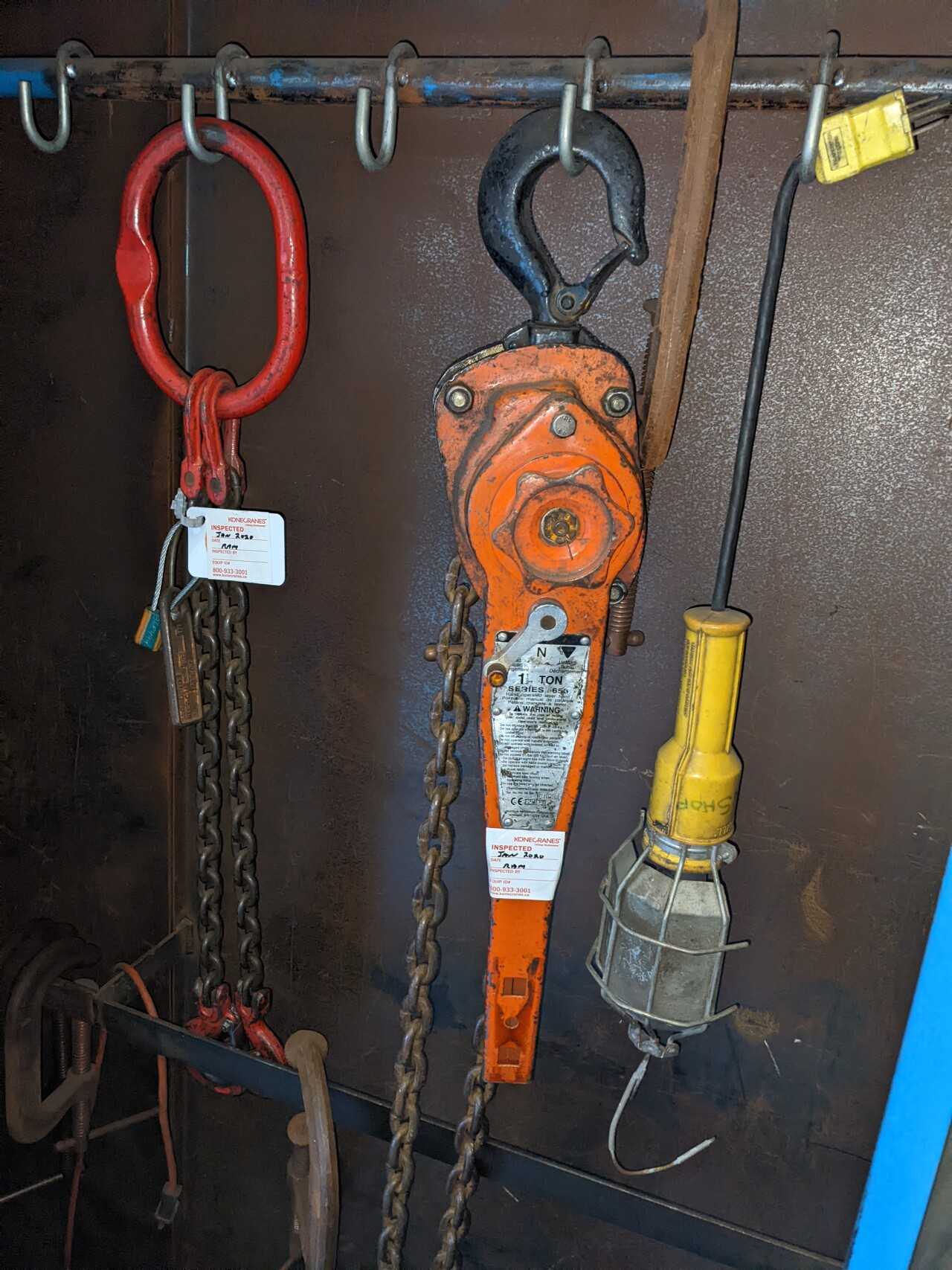 2 DOOR TOOL CABINET WITH CONTENTS, ASSORTED RIGGING EQUIPMENT, HOISTS, COME-ALONGS, CLAMPS, WIRE - LIFTING EQUIPMENT