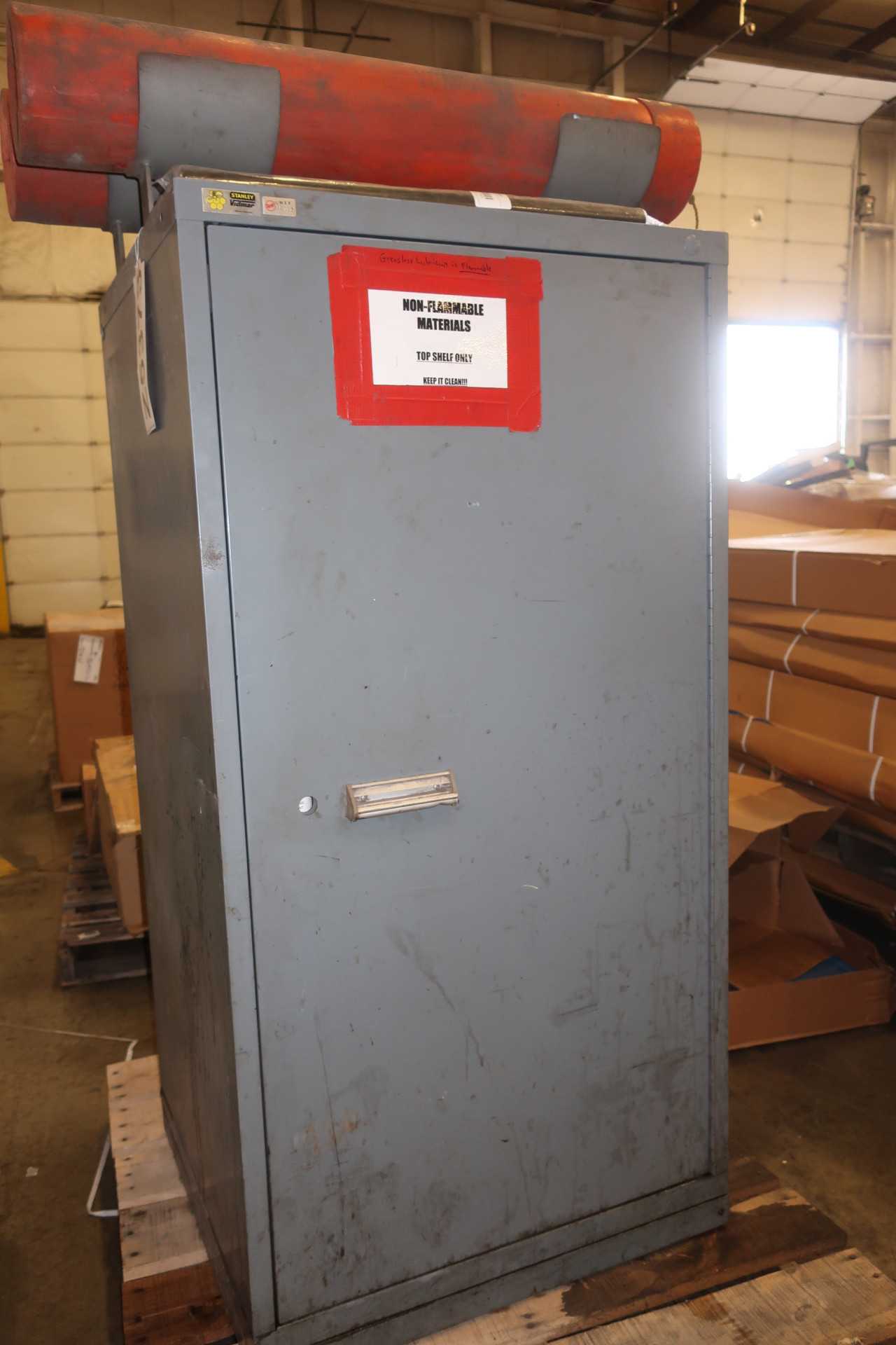 STANLEY VIDMAR 4 SHELF TOOL STORAGE CABINET WITH CONTENTS - TOOL STORAGE