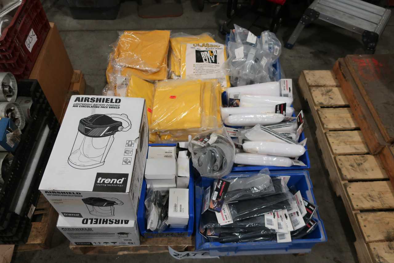 1 PALLET OF SAFETY EQUIPMENT - SAFETY EQUIPMENT