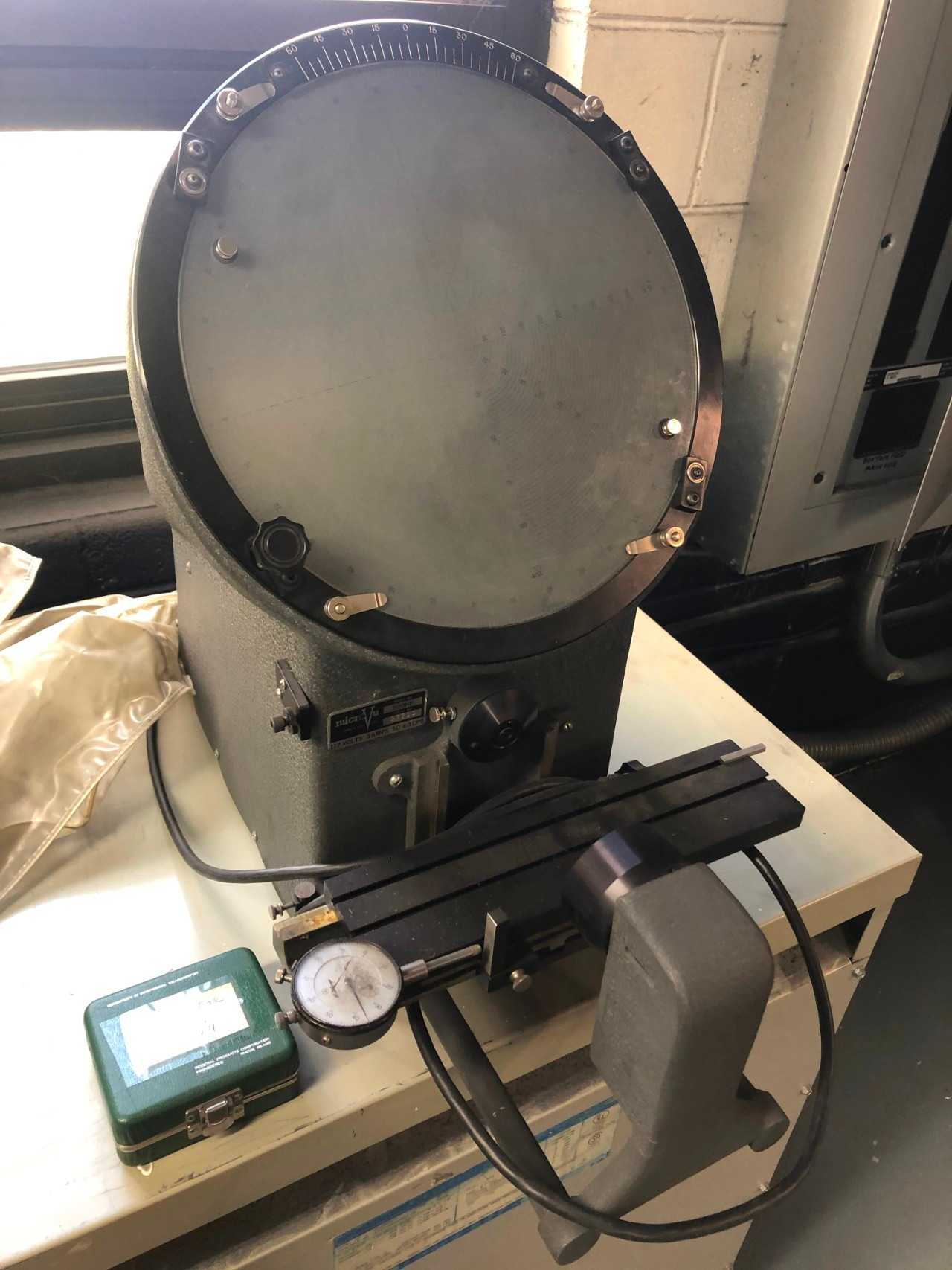Micro-Vu Optical Comparator model 500HP - PROCESS EQUIPMENT