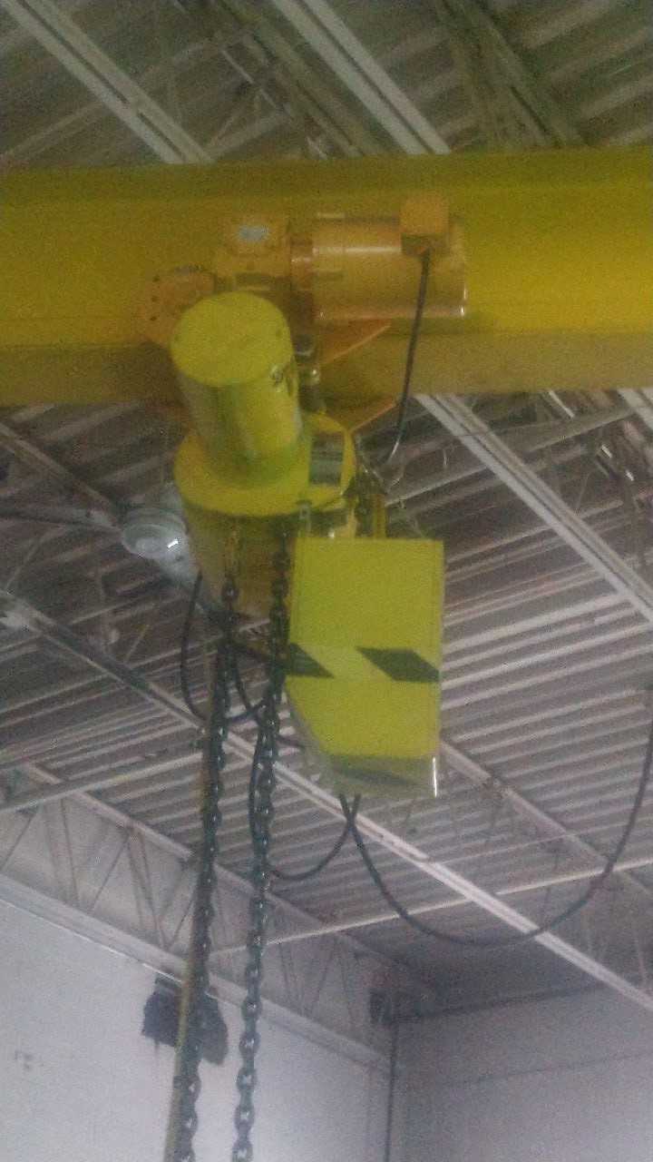 Crane, 2 ton floor mount free standing jib crane - PLANT & FACILITY