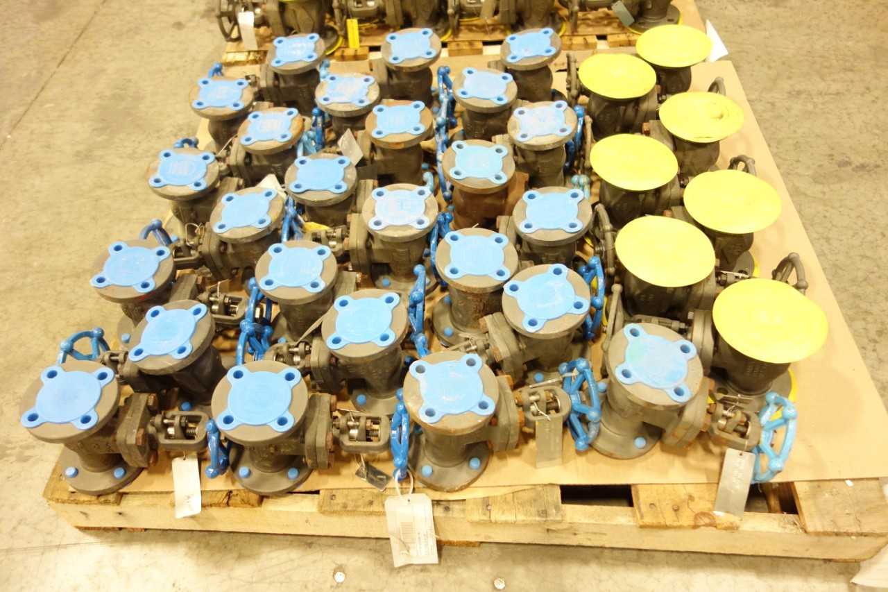 2 PALLETS OF ASSORTED 1-1/2 IN GATE VALVES - VALVES