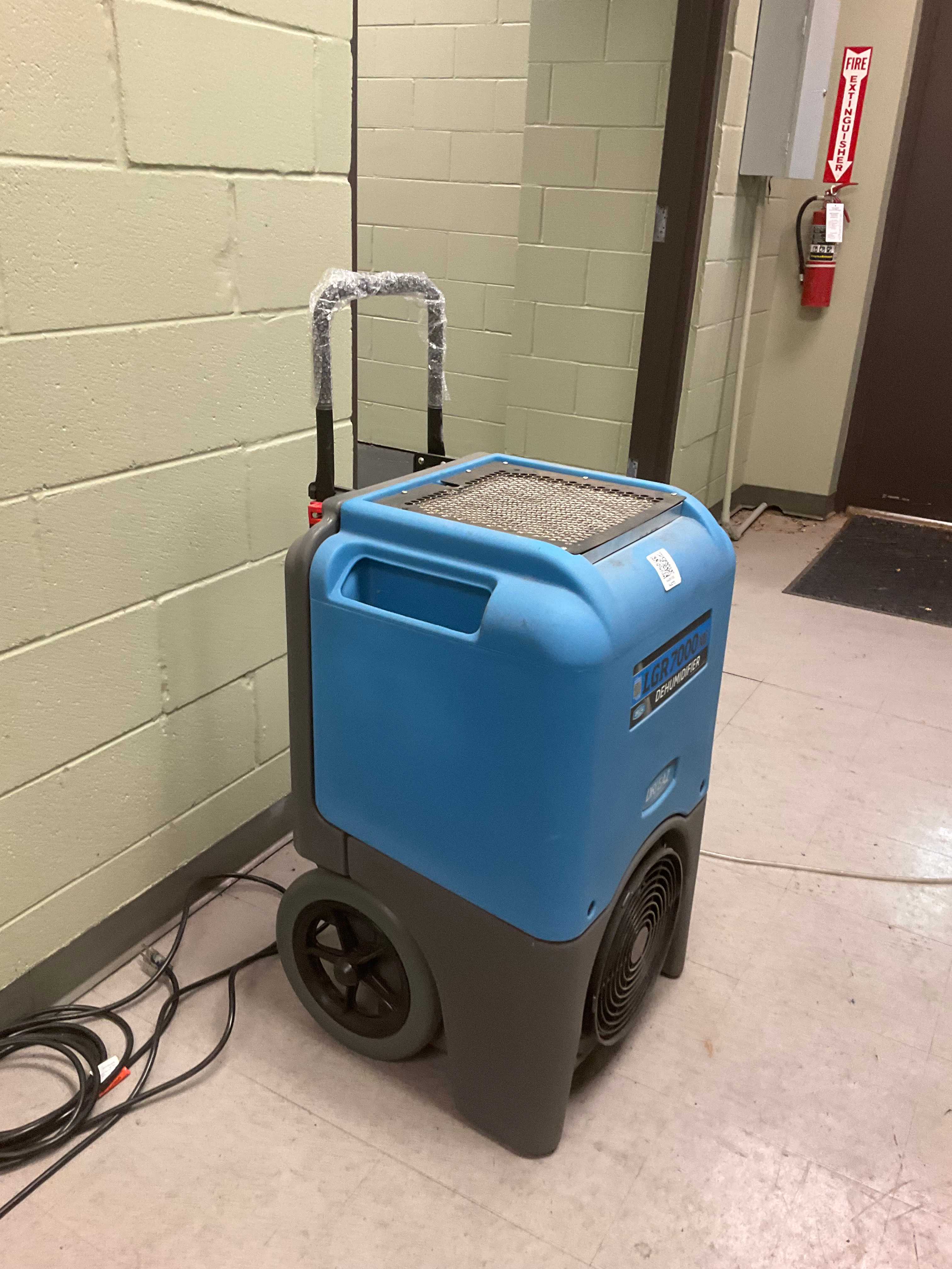 DRI-EAZ LGR 7000 XLI DEHUMIDIFIER - DEHUMIDIFIER