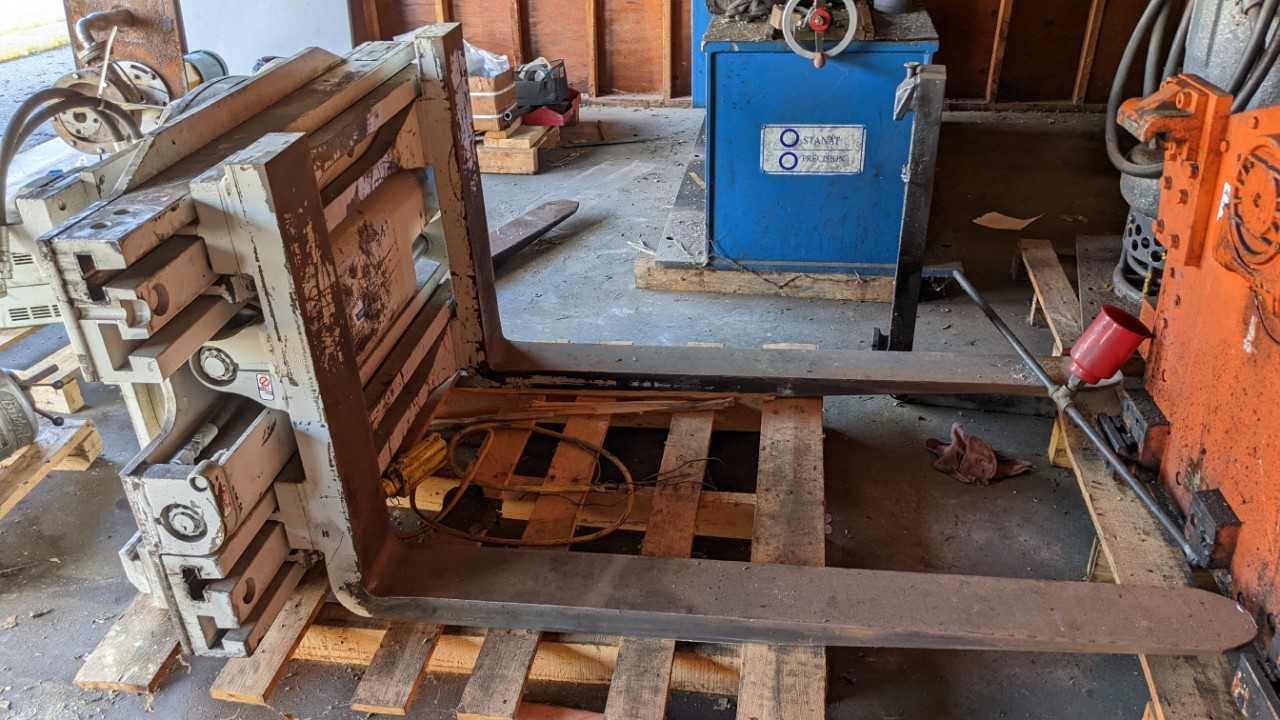 Cascade Lift truck attachment carriage + fork clamp-Revolving - LIFTING ATTACHMENTS