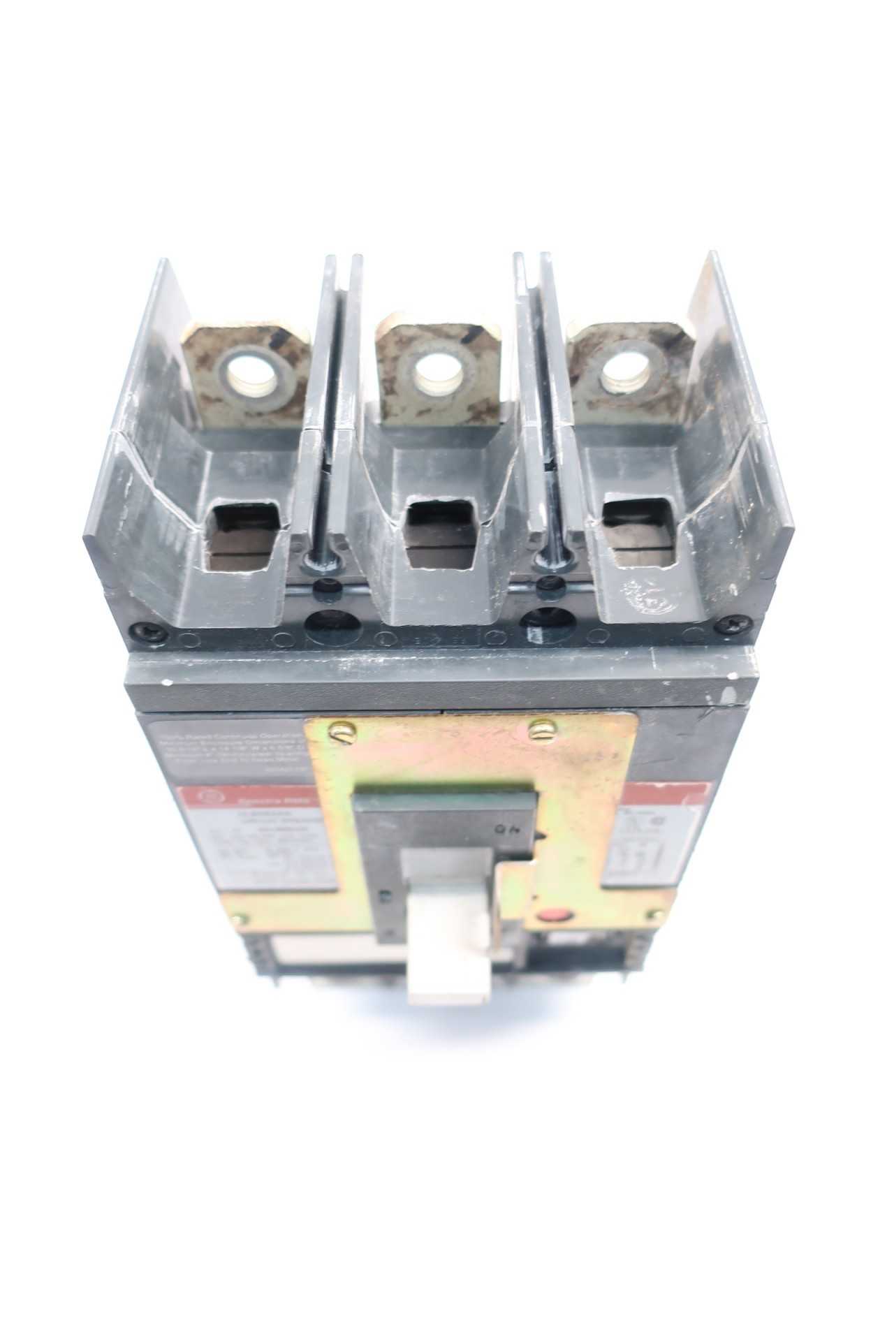 GENERAL ELECTRIC GE SGLL36BB0400 SPECTRA RMS 3P 400A AMP 600V-AC MOLDED CASE BREAKER - CIRCUIT BREAKERS