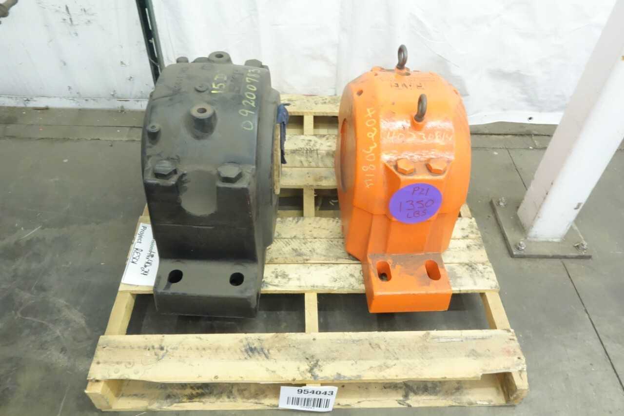 LOT OF 2 SPLIT CASE PILLOW BLOCK BEARING HOUSINGS - BEARINGS