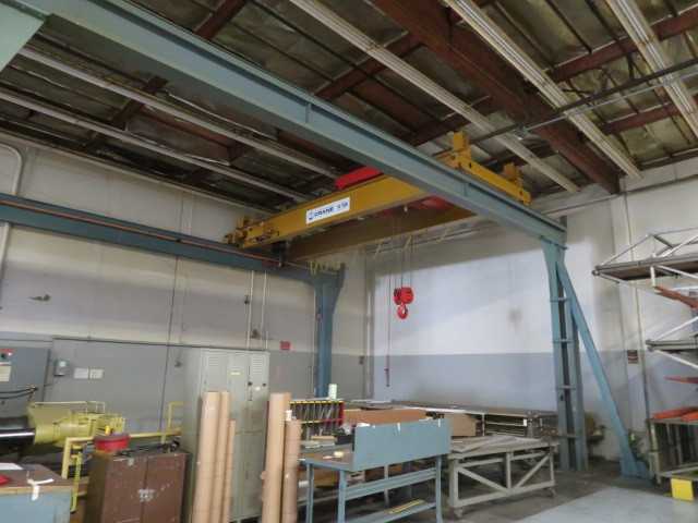 10 Ton North American Crane, Approx. 30' Span and 180' of Crane Rail - CRANES