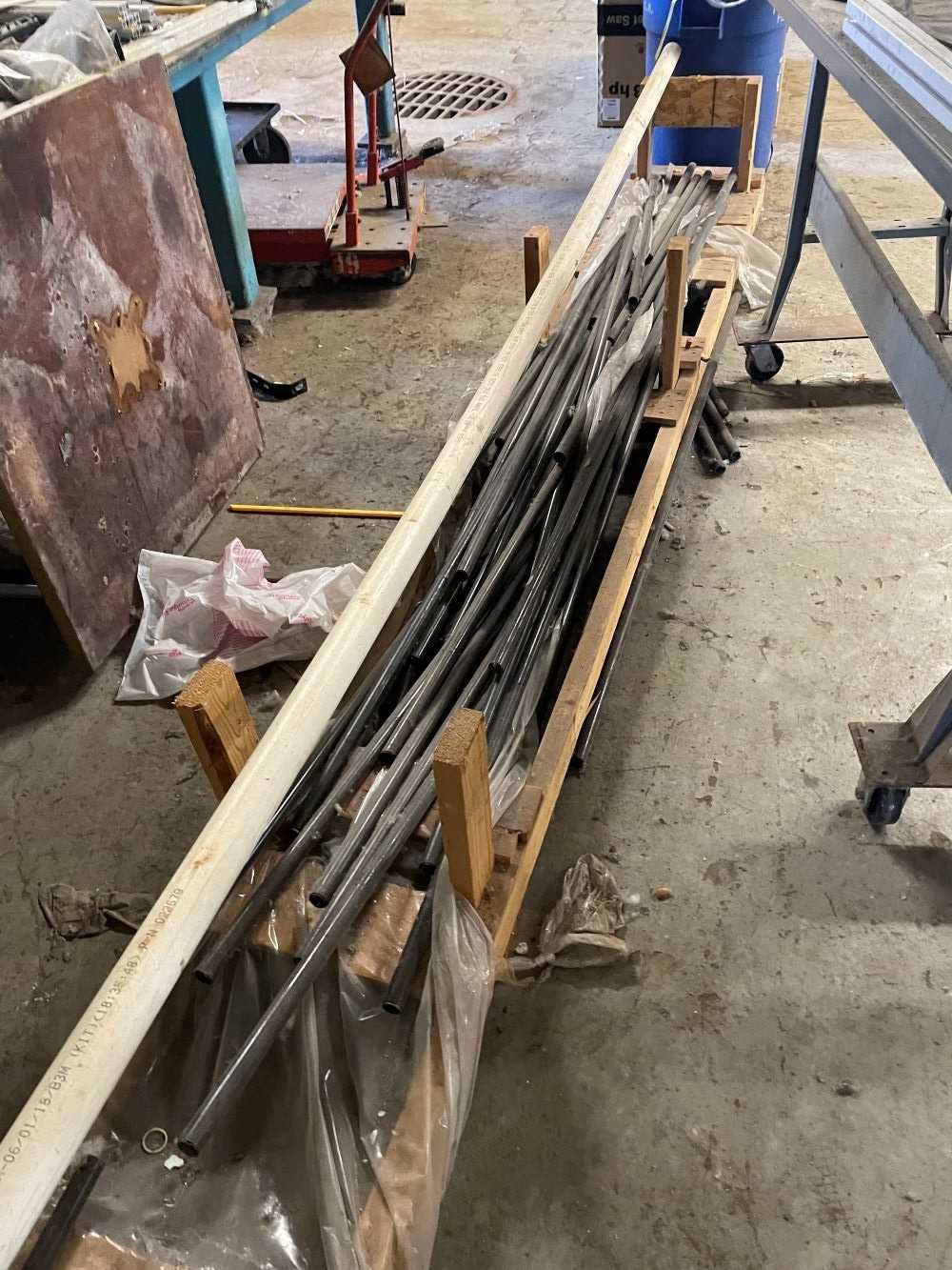Creform Cut-Off Saw and misc materials - ELECTRIC POWER TOOLS