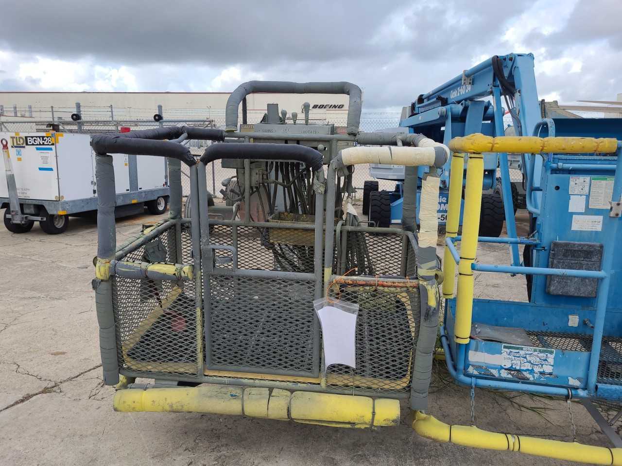 JLG Boom lift (Lot 2586588) San Antonio, TX - CONSTRUCTION