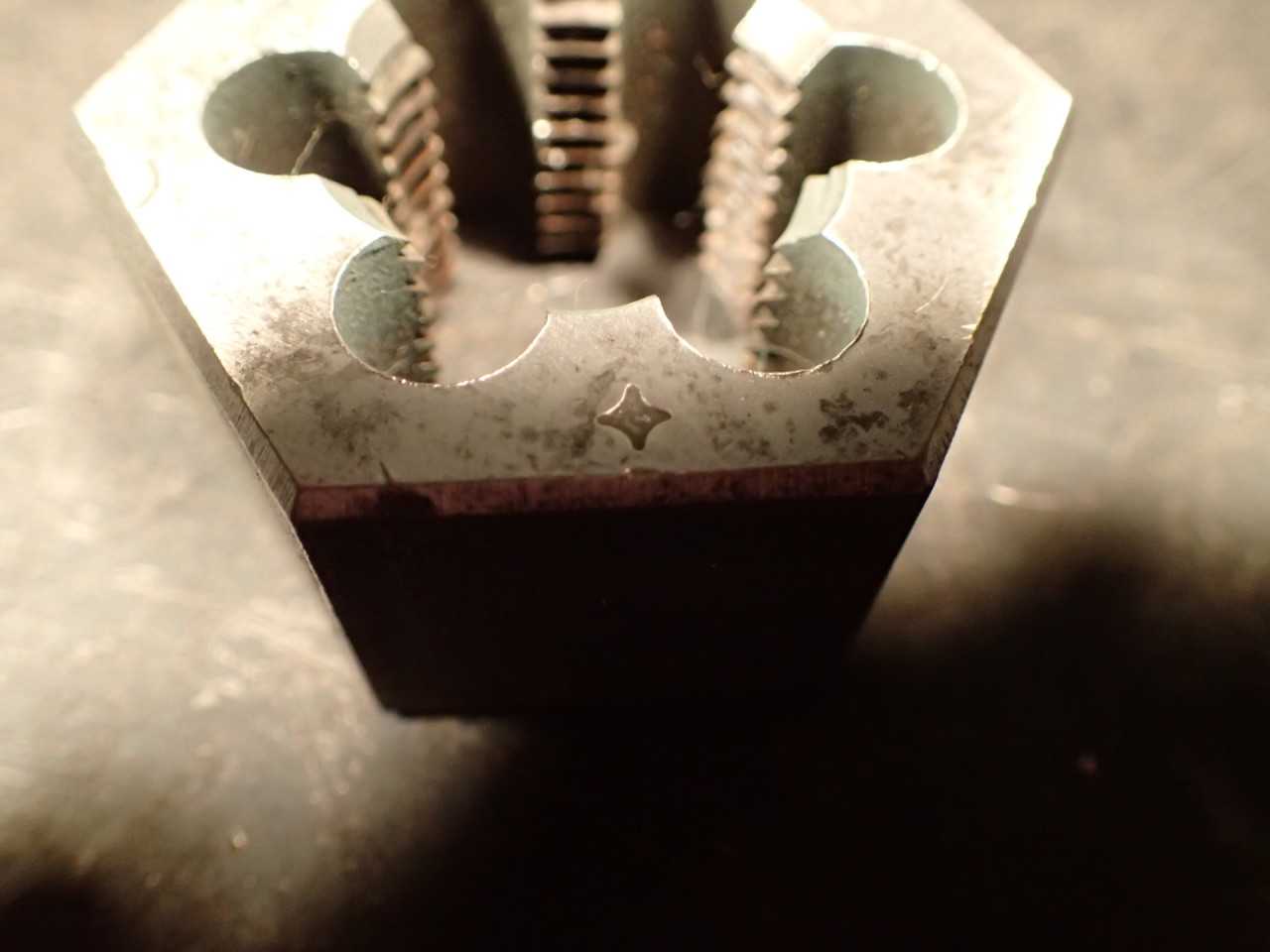 Cleveland 1" -12 NF Hexagon Body Rethreading Die: 1-13/16" Across Flats USA - END MILLS