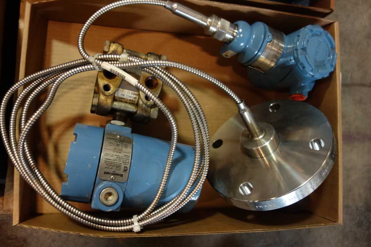 1 LOT OF ASSORTED PRESSURE TRANSMITTERS- ROSEMOUNT - INSTRUMENTATION