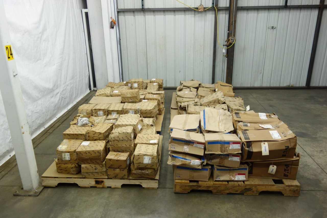 6 PALLETS OF ASSORTED EATON CONDUIT, FITTINGS, AND HARDWARE - CONDUIT FITTING