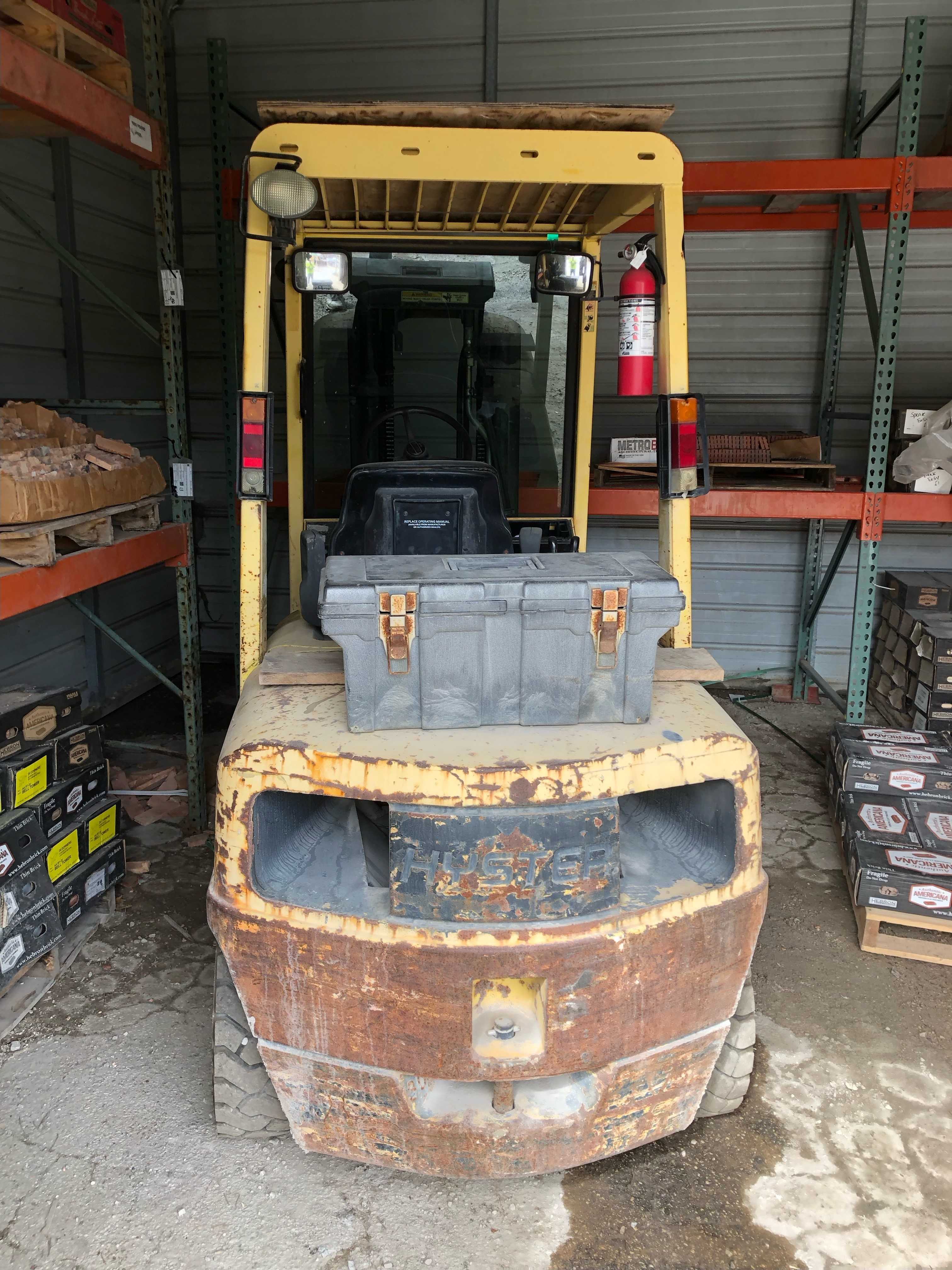 2003 HYSTER H60XM COUNTERBALANCE FORKLIFT - SIT-DOWN FORKLIFTS