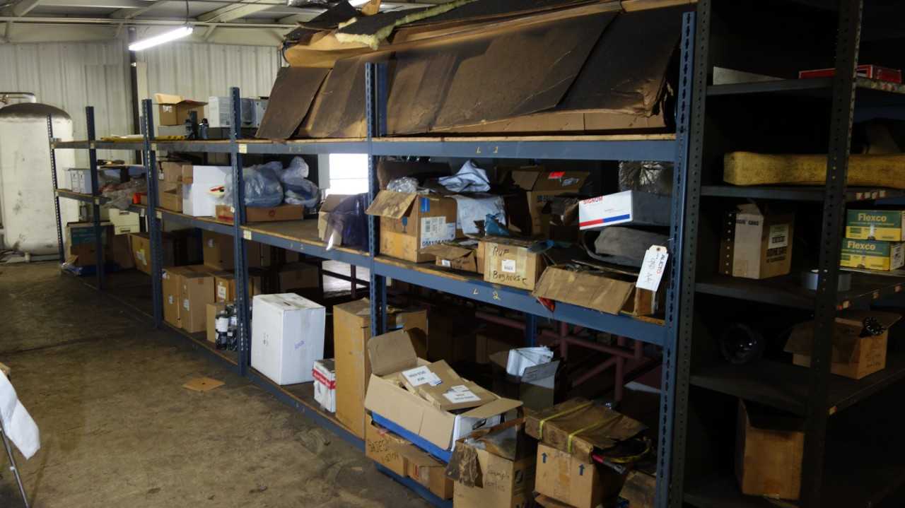 CONTENTS OF 5 SHELF COLUMNS, FILTERS, FUEL CARTRIDGES, AUTOMATIVE REPLACEMENT PARTS, KOMATSU - INDUSTRIAL PARTS