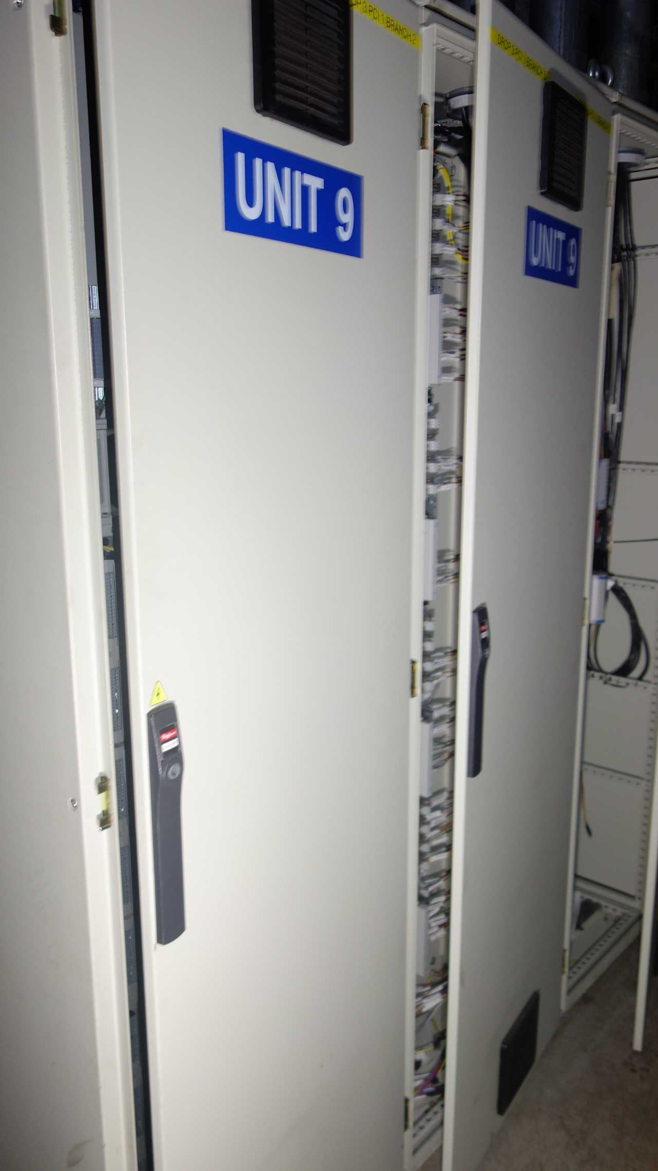 X4 WESTINGHOUSE OVATION CONTROL CABINET W/ MODULES - AUTOMATION & CONTROLS