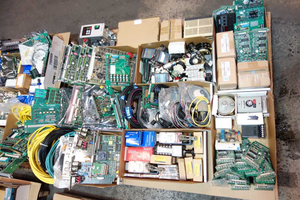 4 PALLETS OF ASSORTED AUTOMATION - INDUSTRIAL PARTS