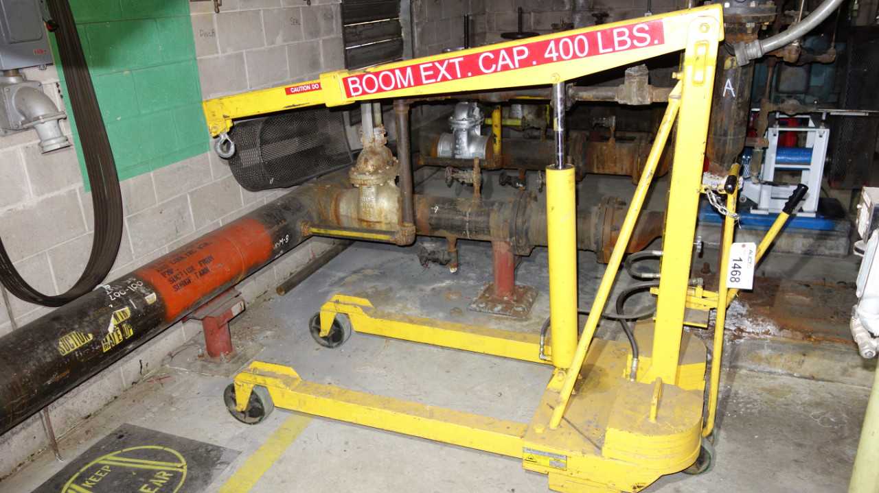 AIR TECHNICAL INDUSTRIES HYDRAULIC BOOM LIFT 400LB - AIR COMPRESSORS
