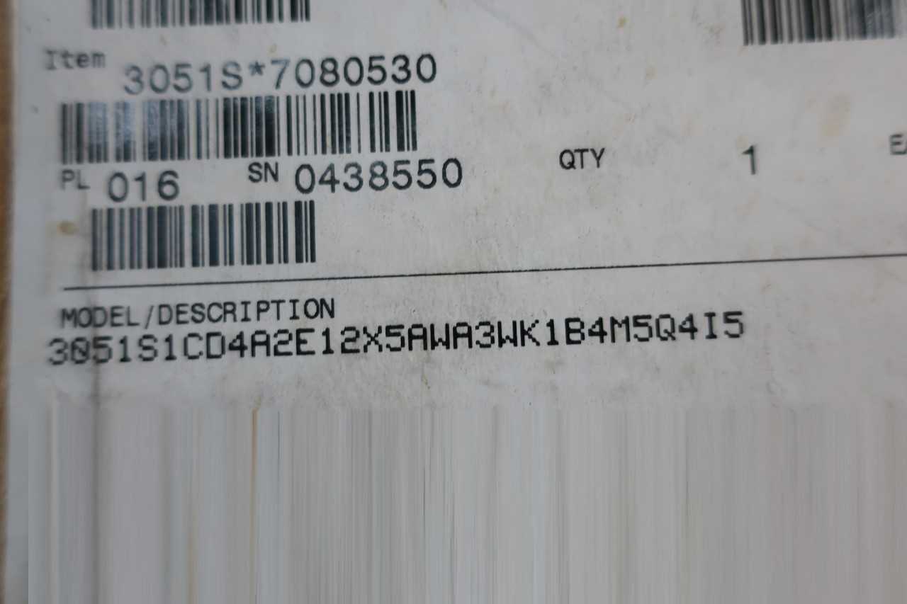 NEW ROSEMOUNT 3051S1CD4A2E12X5AWA3WK1B4M5Q4I5 PRESSURE TRANSMITTER - INSTRUMENTATION