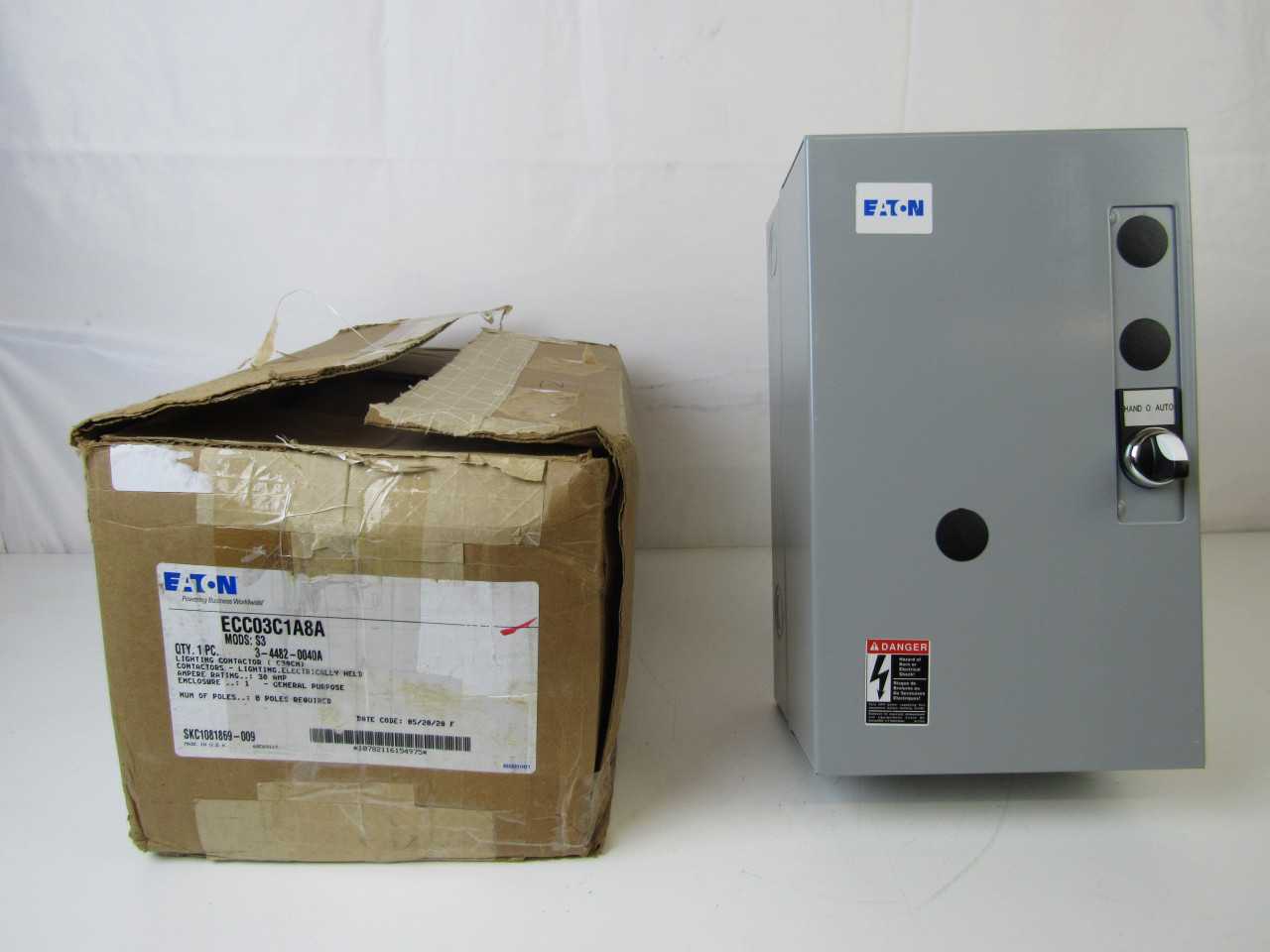 Lot of 1x ECC03C1A8A Contactor - CONTACTORS