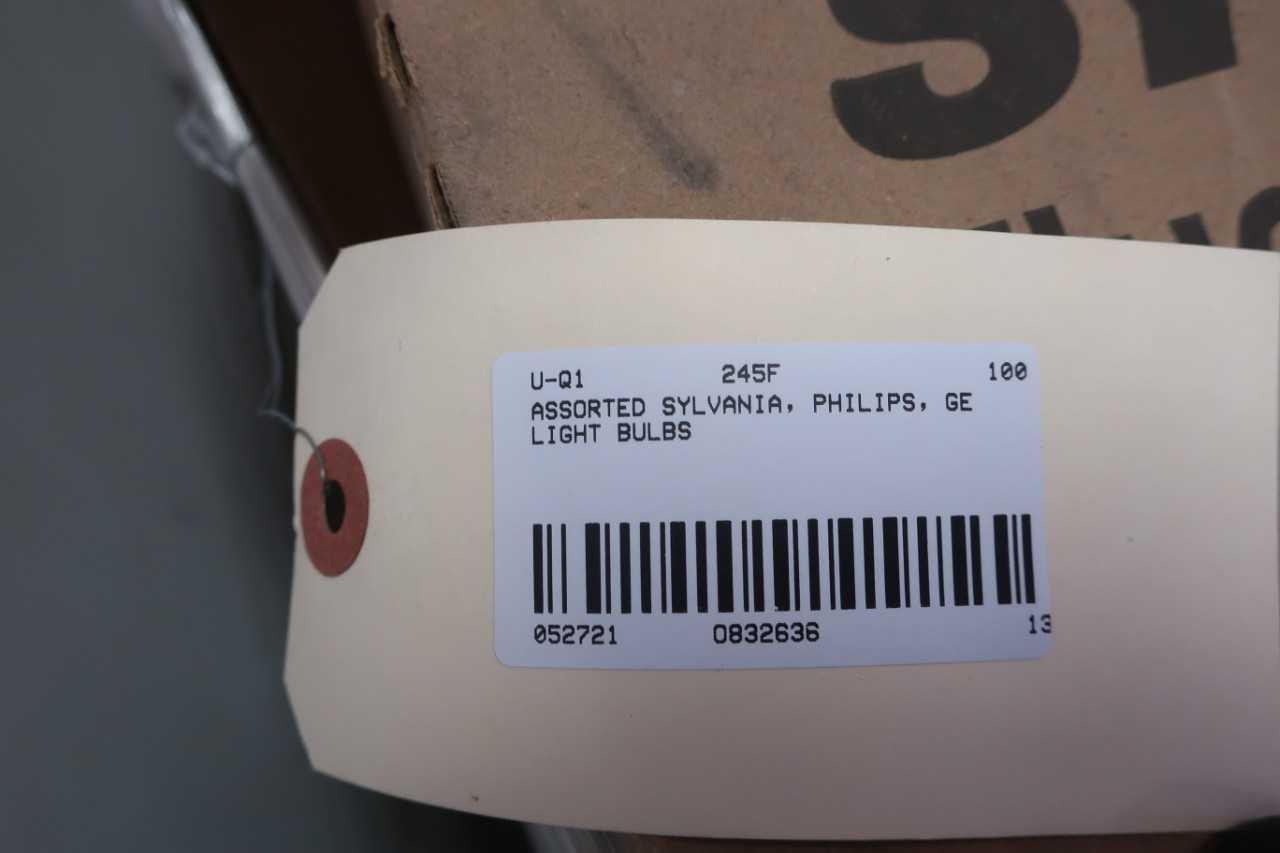 SYLVANIA, PHILIPS, GE FLUORESCENT LIGHT BULBS - LIGHTING