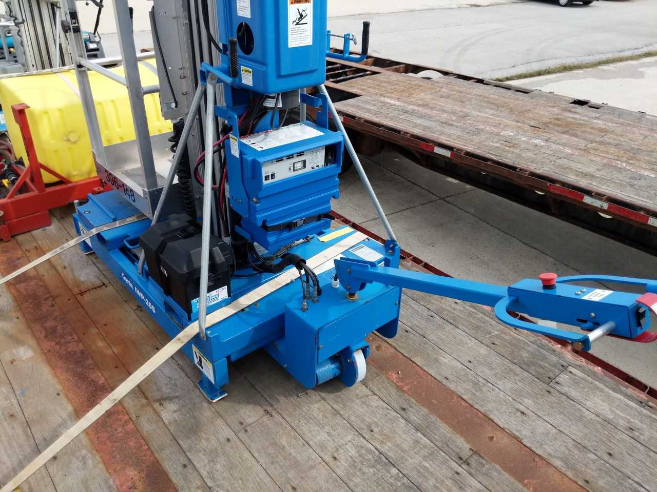 Genie IWP-20S Super Series Lift 300 lbs. - MATERIAL HANDLING Genie IWP-20S Super Series Lift 300 lbs. - MATERIAL HANDLING