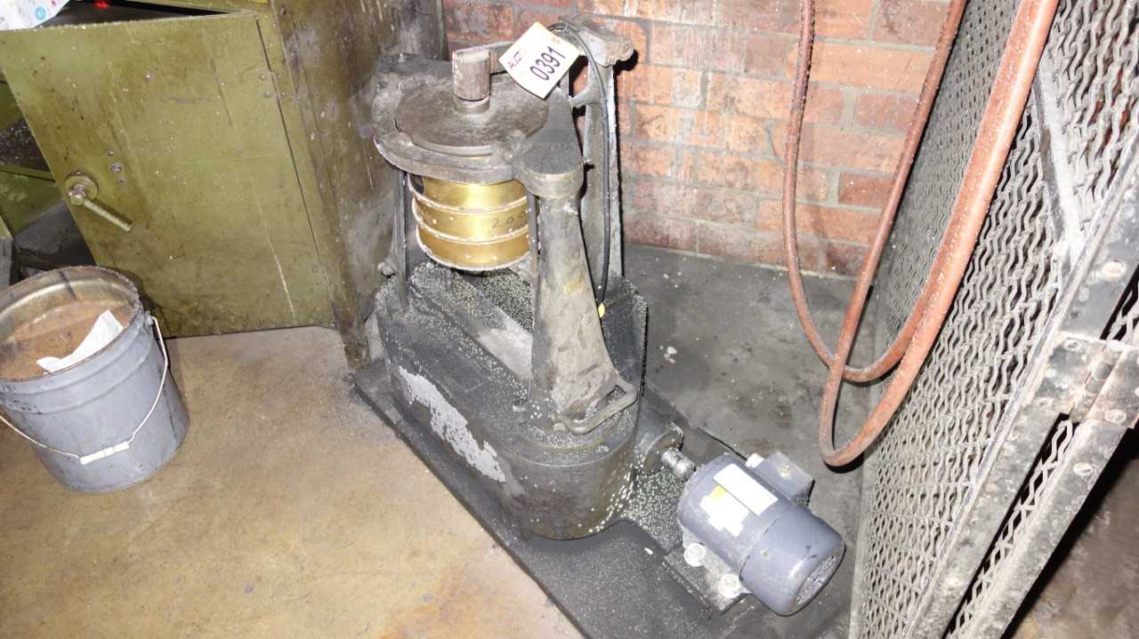 WS TYLER RO-TAP TESTING SIEVE SHAKER - ELECTRIC POWER TOOLS