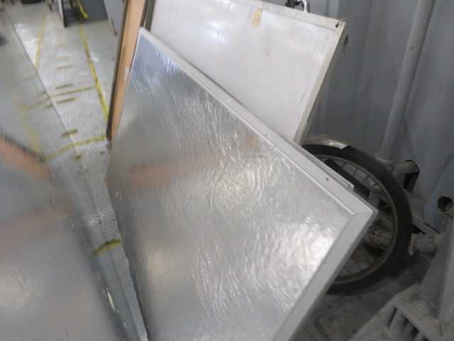 White Boards (lot) - MISCELLANEOUS