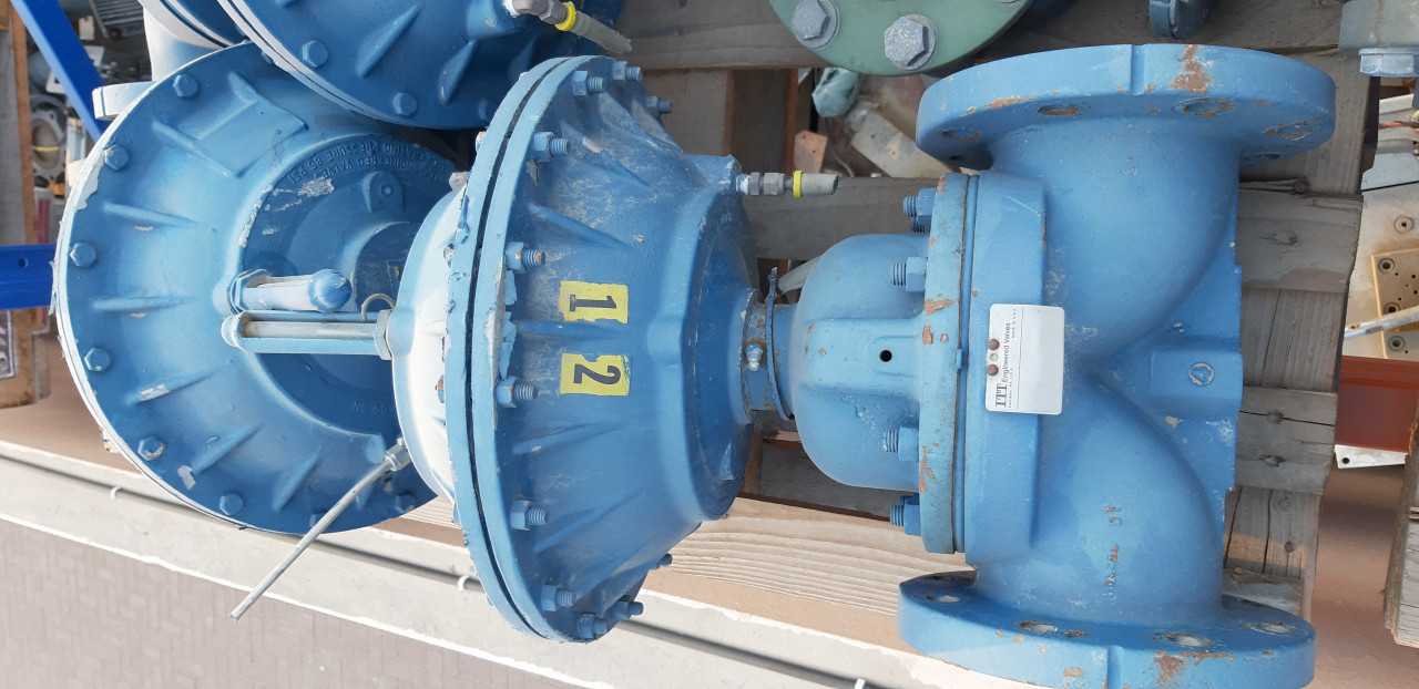 1 pallet of used valves - VALVES