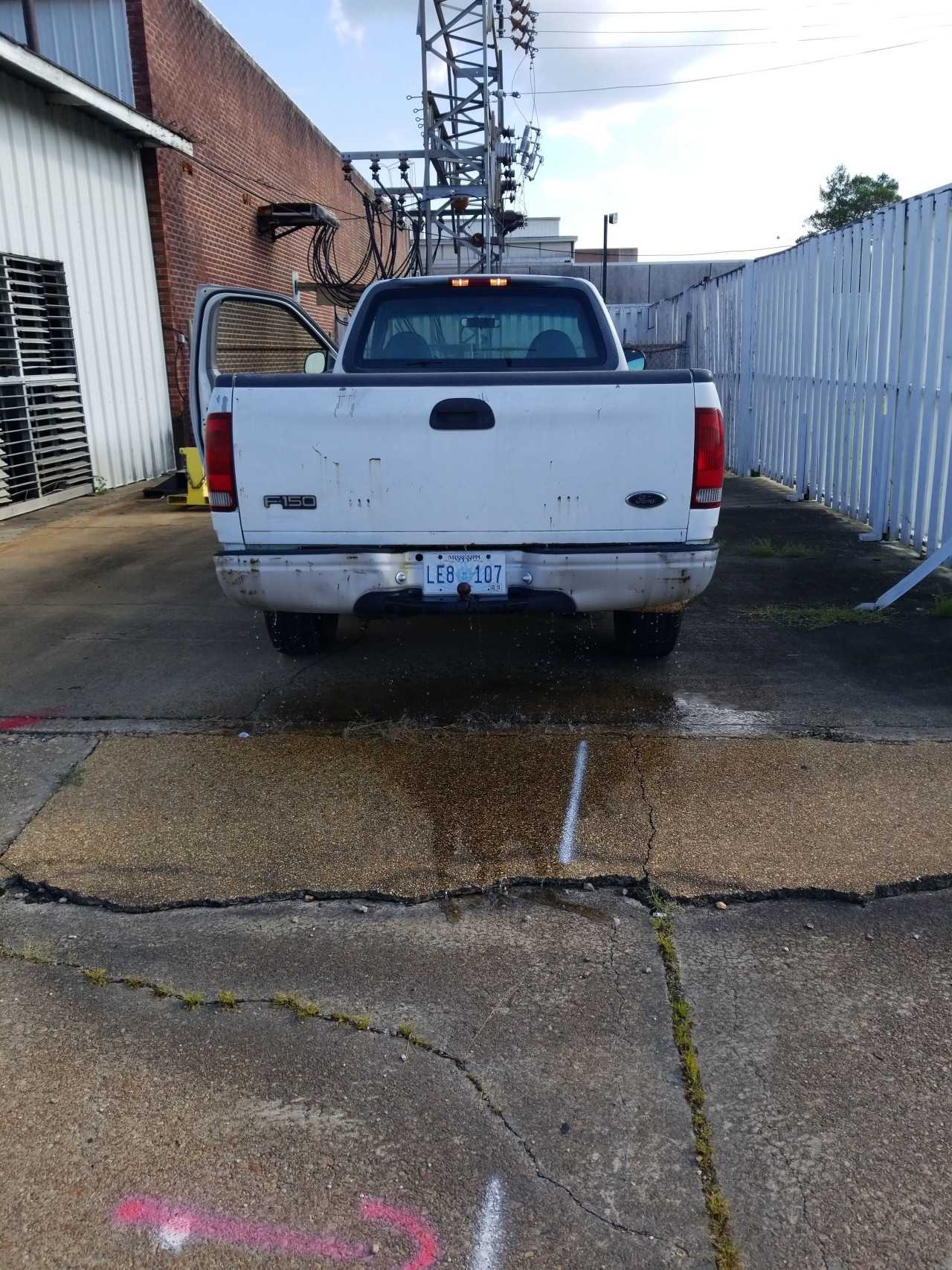 FORD F150 YEAR 2000, WHITE - MISCELLANEOUS