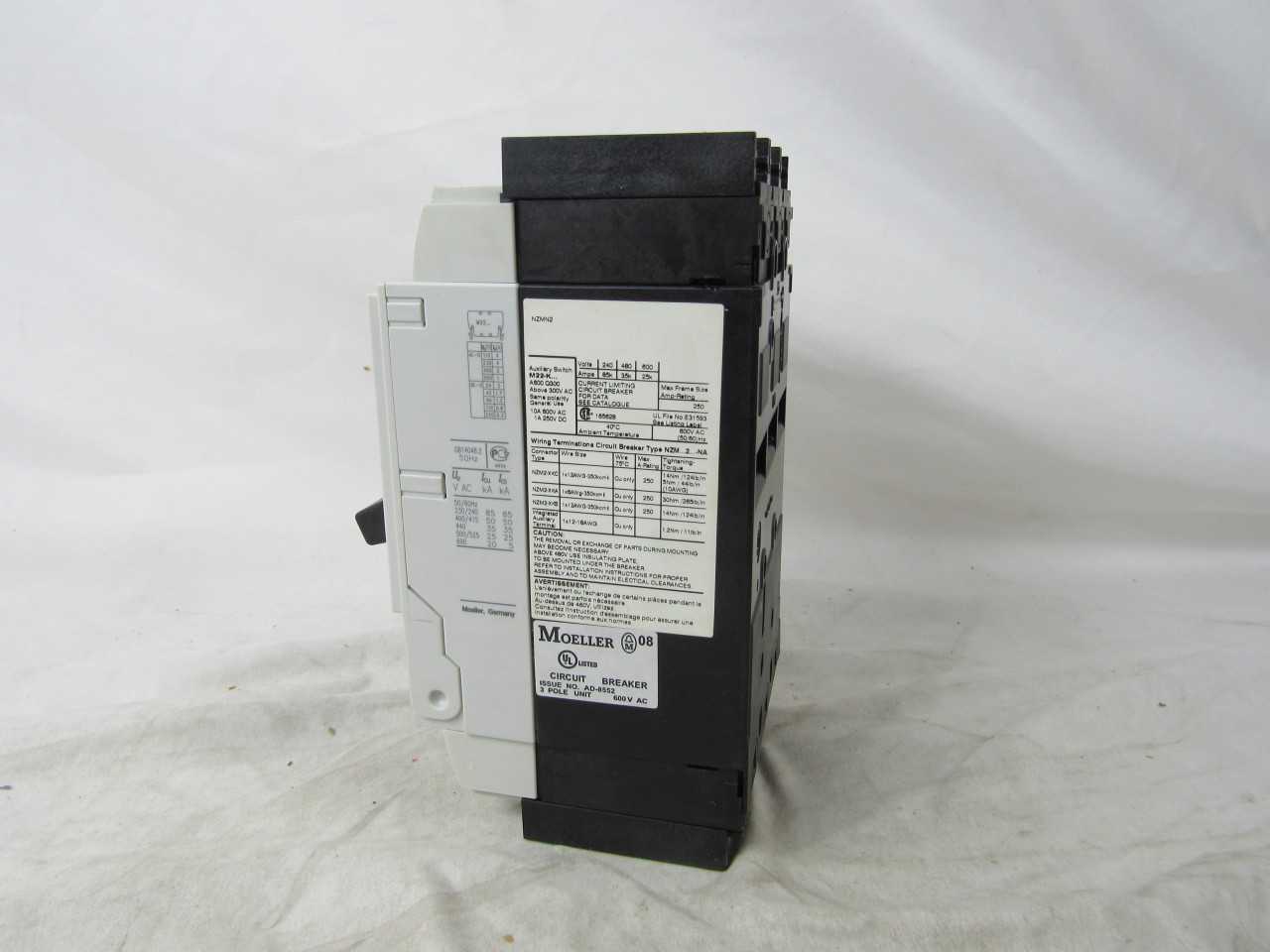 Quantity of 4x NZMN2-AF30-BT-NA MCCB/Molded Case Circuit Breakers - CIRCUIT BREAKERS