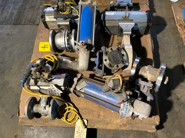 Bulk Lot of New & Used Valves, Including Sanitary Stainless Steel and Fisher Control Valves, Surplus MRO - QTY 15 Pieces on 3 Pallets - INDUSTRIAL PARTS
