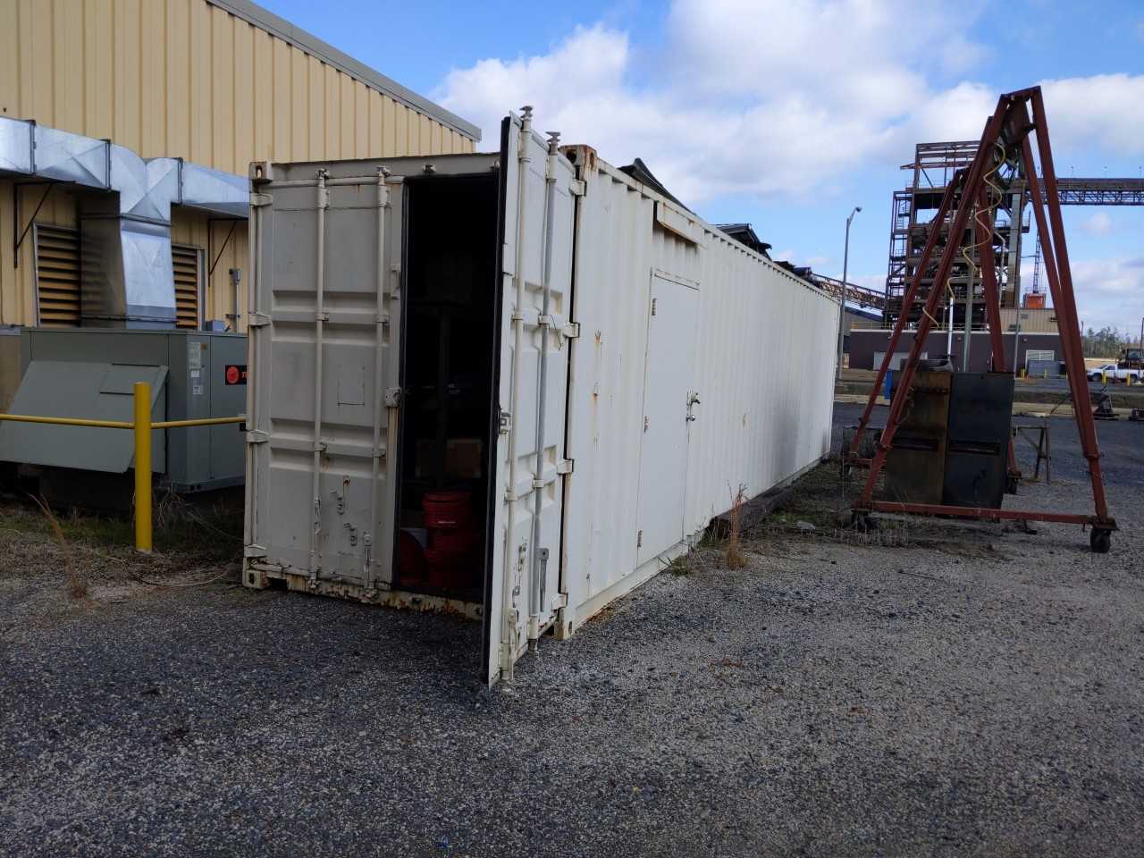 40' storage container - MISCELLANEOUS