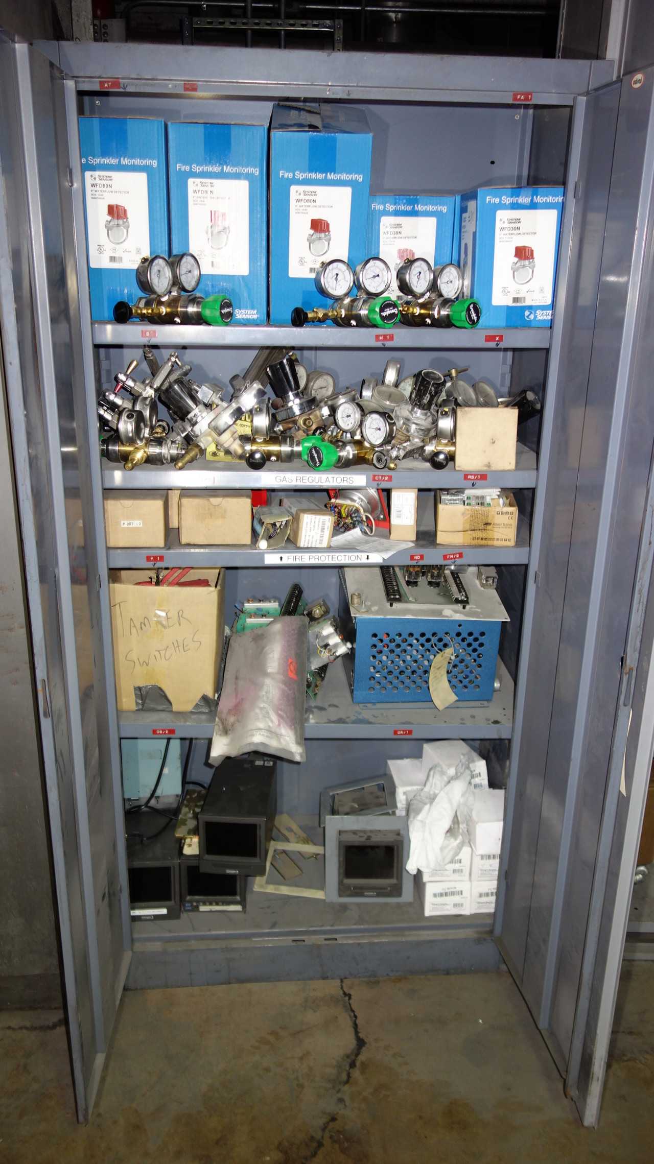 EDSAL CABINET WITH CONTENTS, REGULATORS, RECORDER - TOOL STORAGE