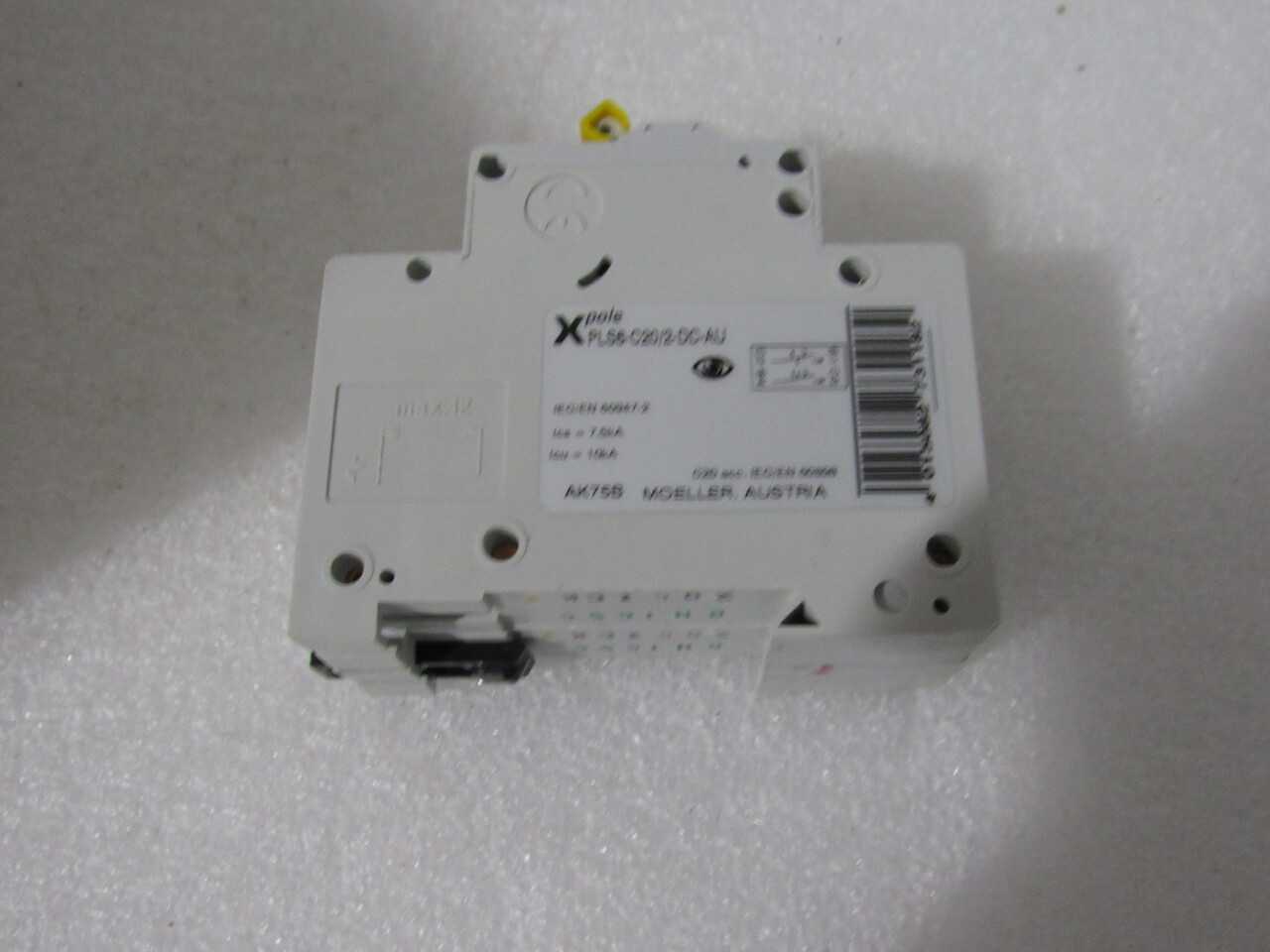 Eaton Circuit Breakers - CIRCUIT BREAKERS