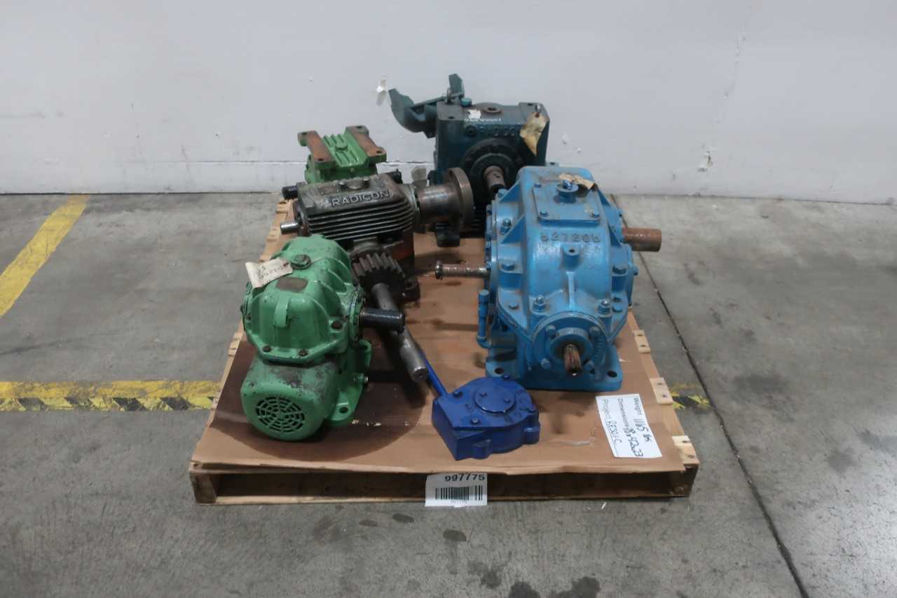 PALLET OF ASSORTED GEAR REDUCERS - GEAR REDUCERS