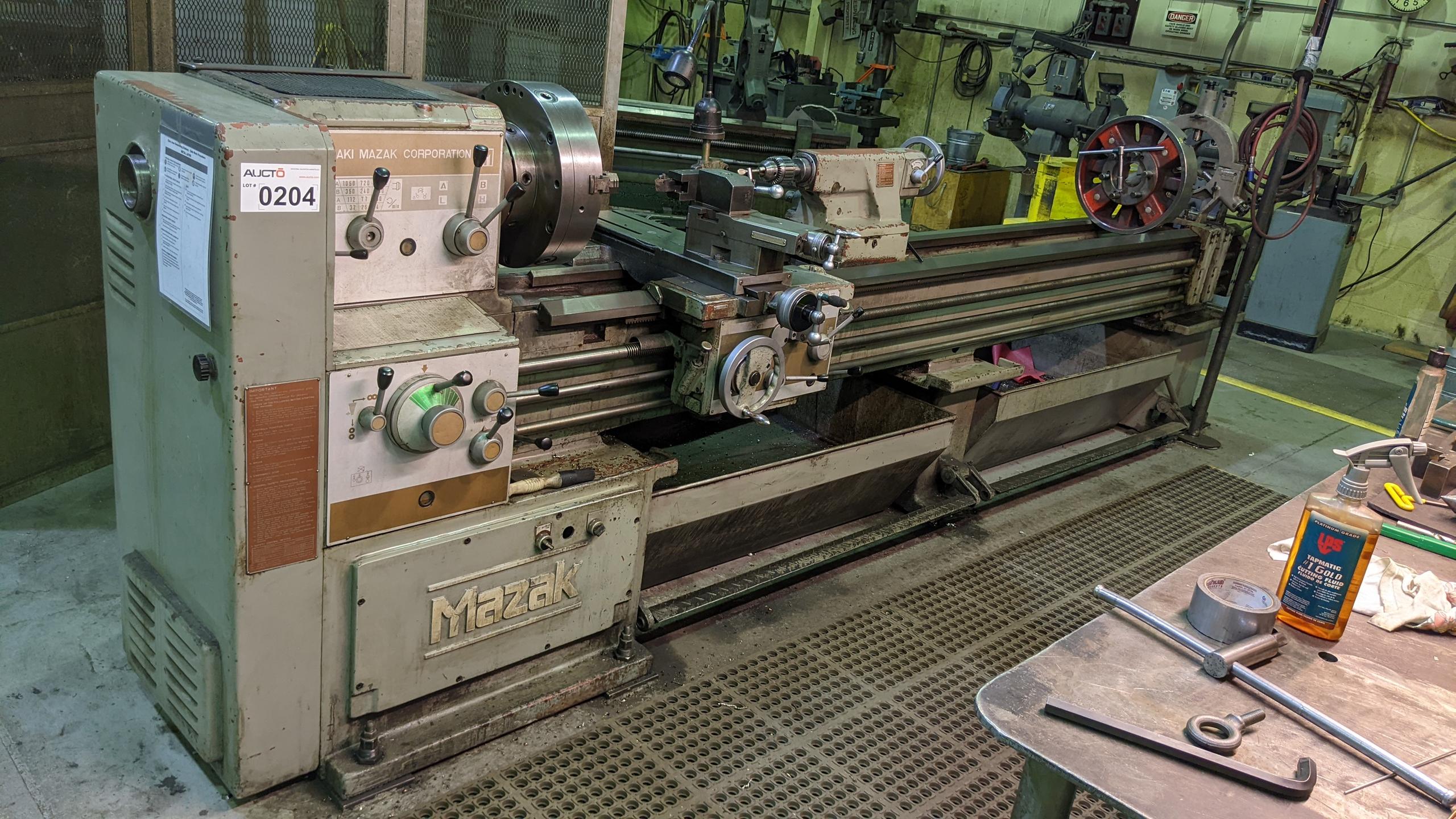 YAMAZAKI METAL LATHE MACHINE