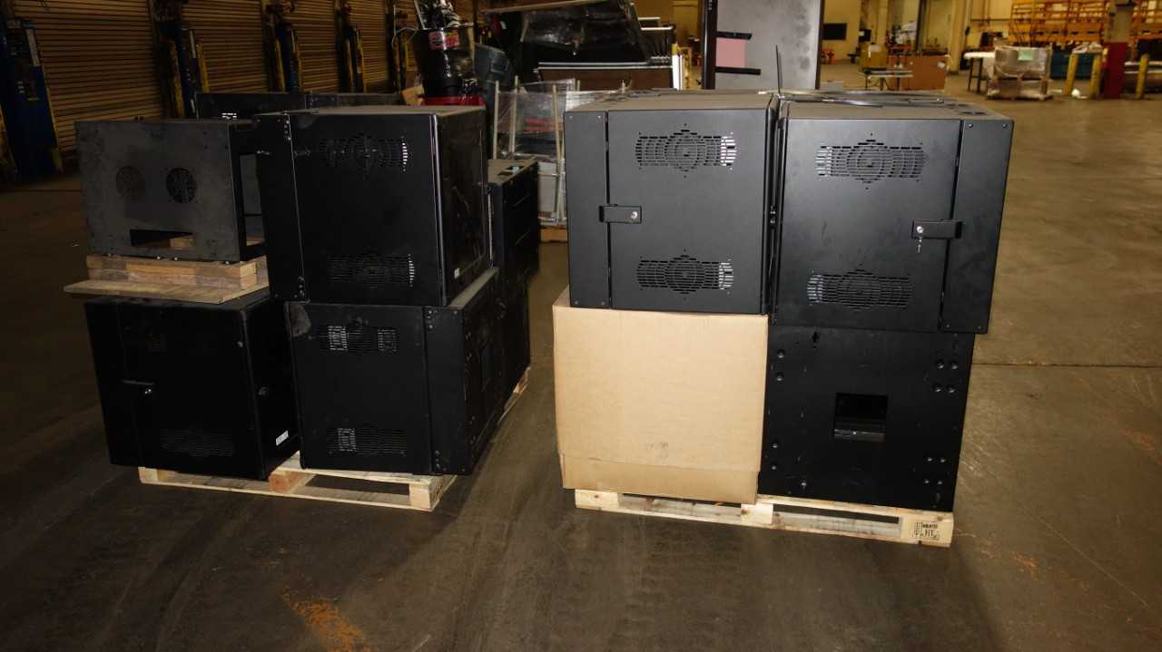 2 PALLETS OF ASSORTED STEEL WINDOWED LOCK BOXES - TOOL STORAGE