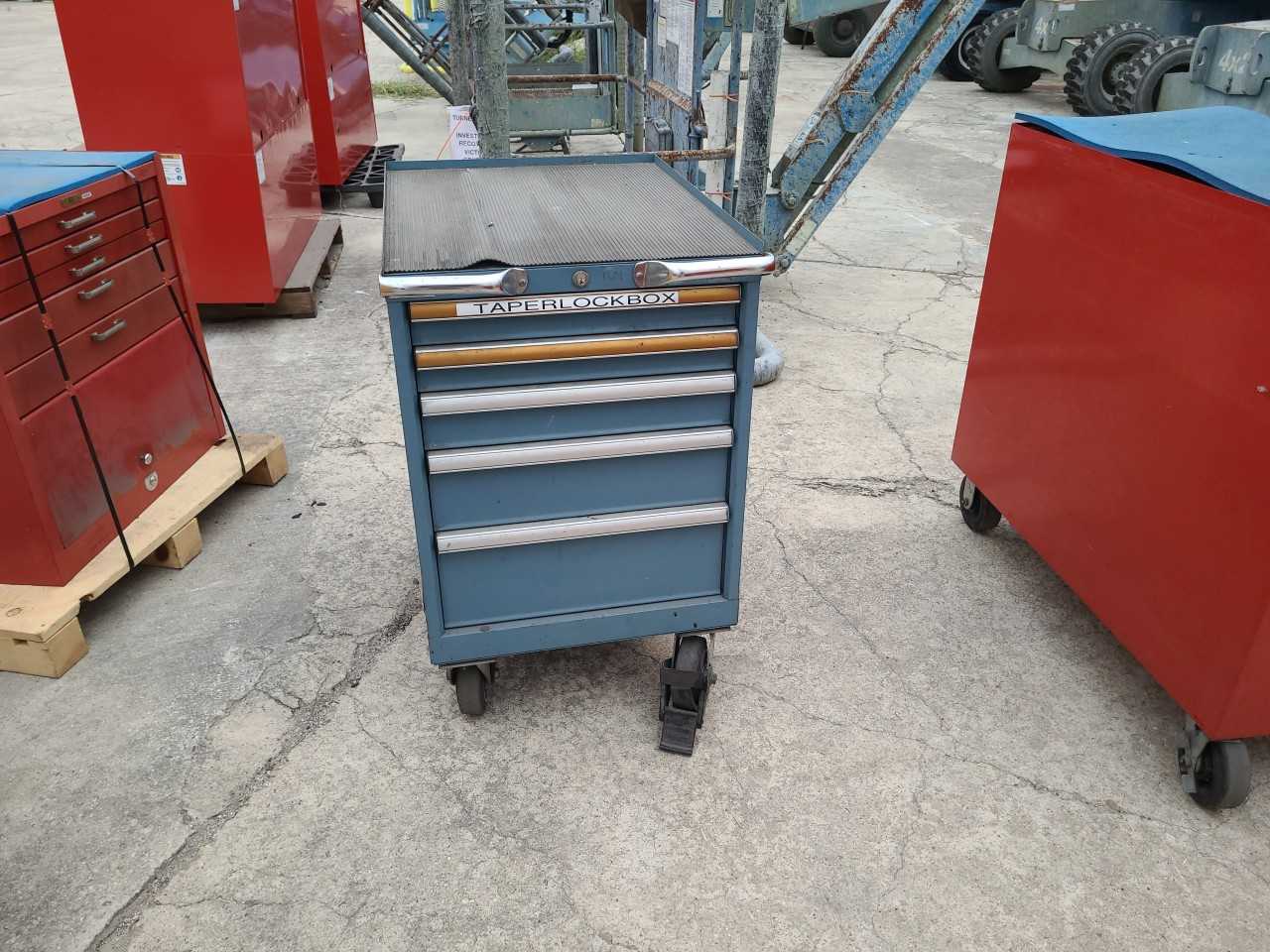 Lista 5 drawer tool crib (Lot 2586585) San Antonio, TX - TOOL STORAGE
