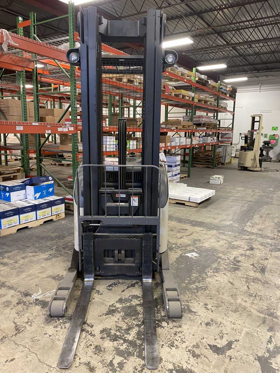 2005 Crown RR522035TT240 reach truck, Denver, CO - REACH TRUCKS