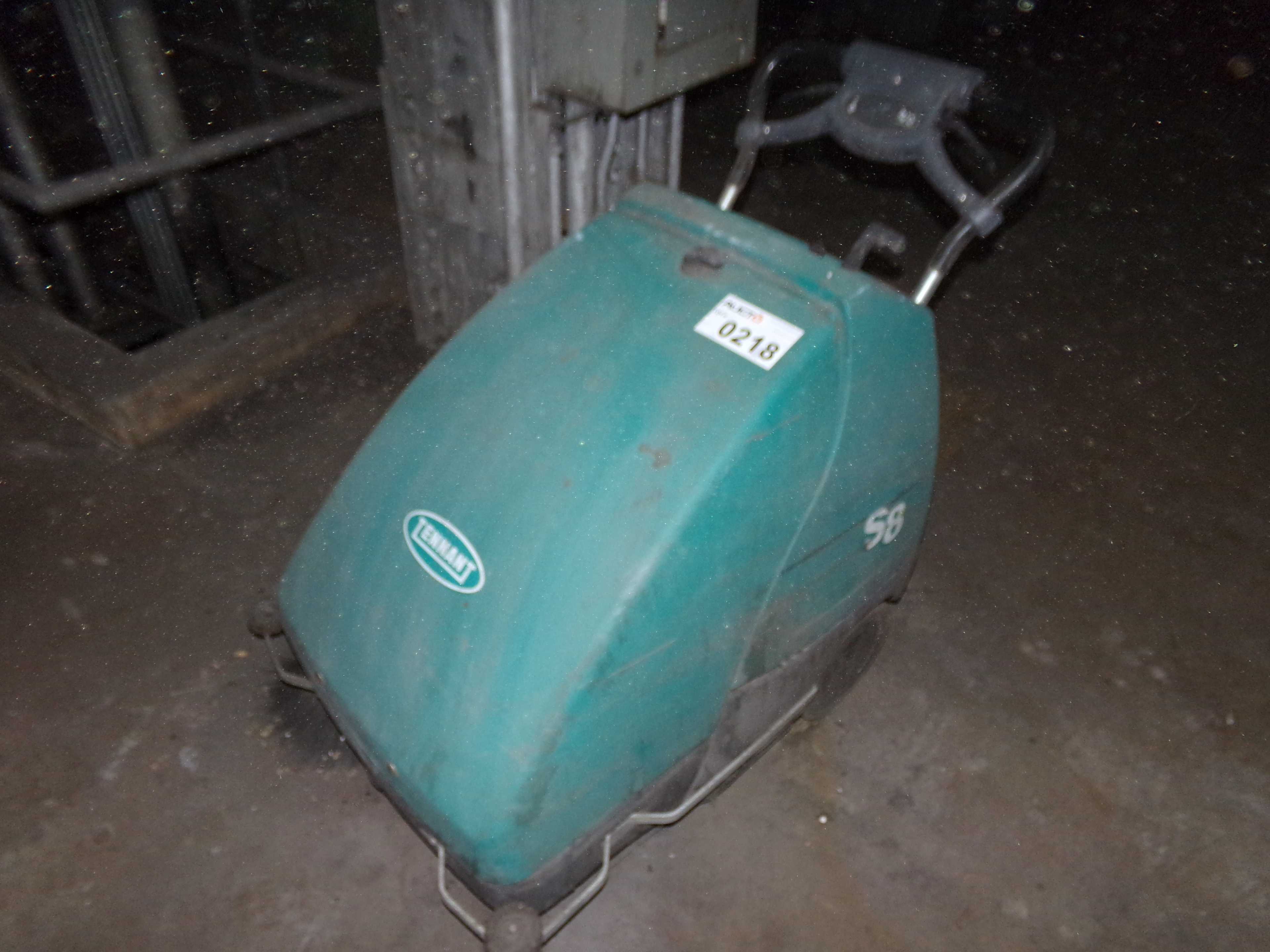 Tennant S8 Floor Sweeper - PLANT & FACILITY EQUIPMENT