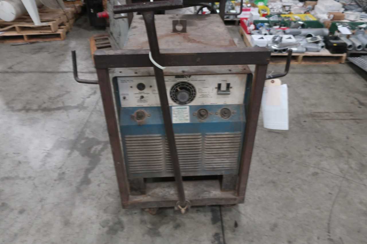 MILLER SRH-333 DIRECT CURRENT ARC WELDING MACHINE - ARC WELDERS