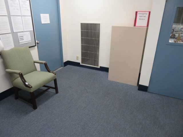 Office furniture, no picture that is on the wall, Lot - MISCELLANEOUS